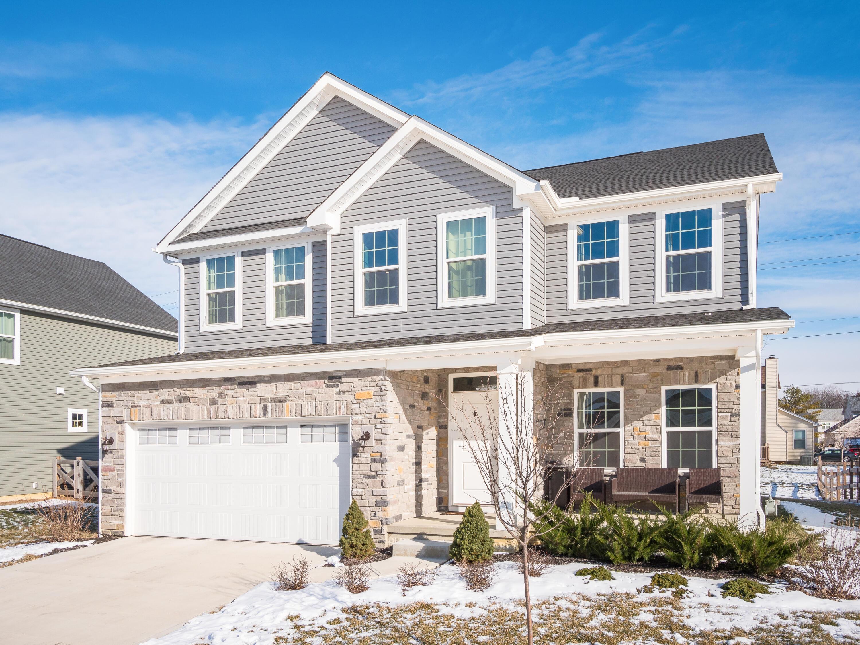 105 Steeplechase Court Property Photo 2