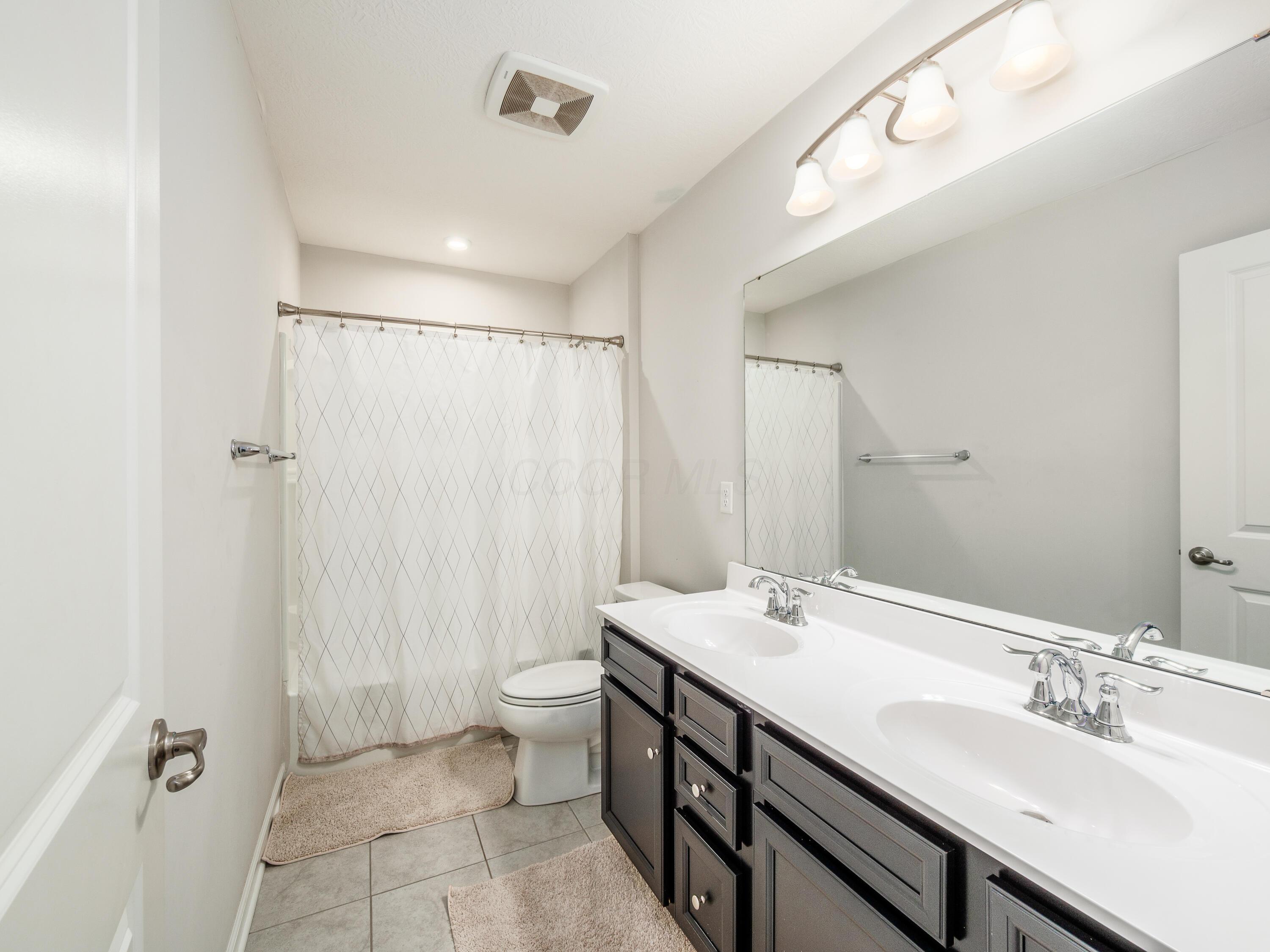 105 Steeplechase Court Property Photo 28