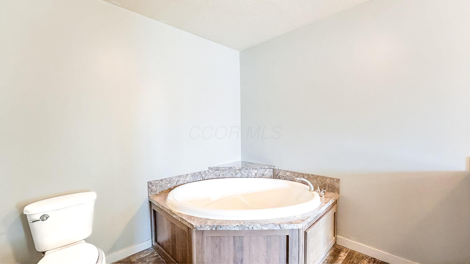 2520 Gift Street Property Photo 17