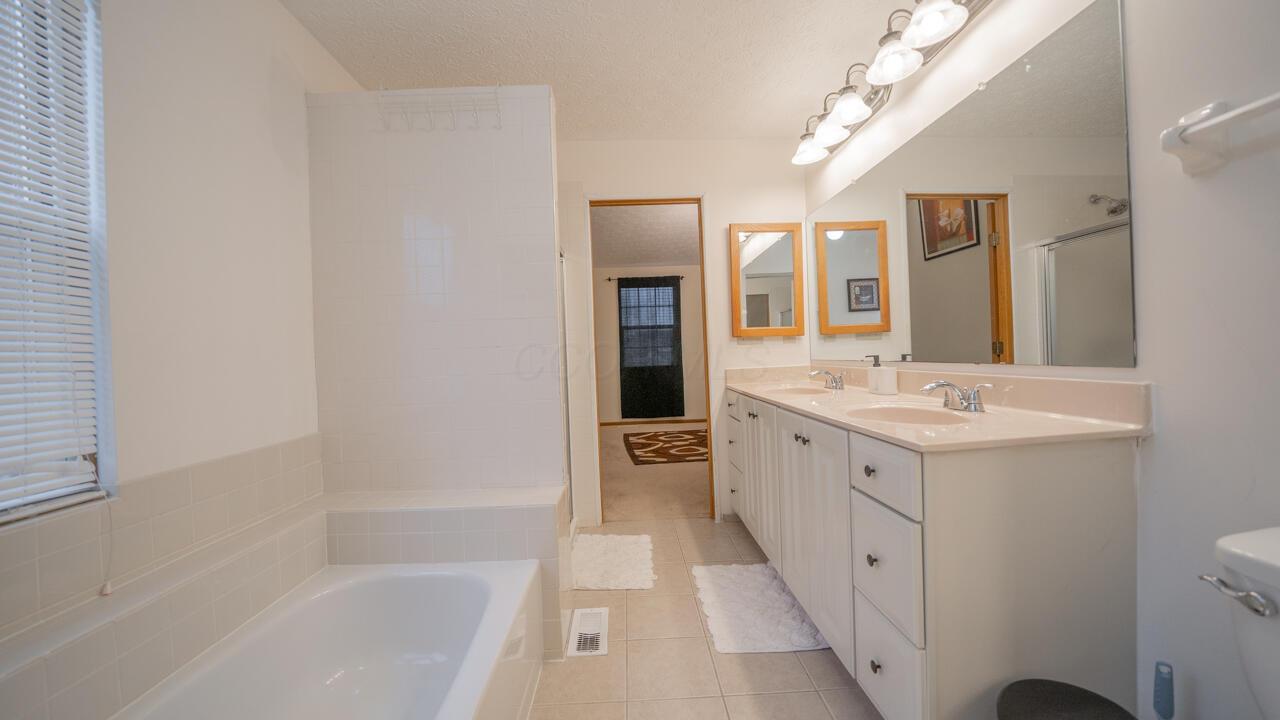 3950 Maidstone Drive Property Photo 21
