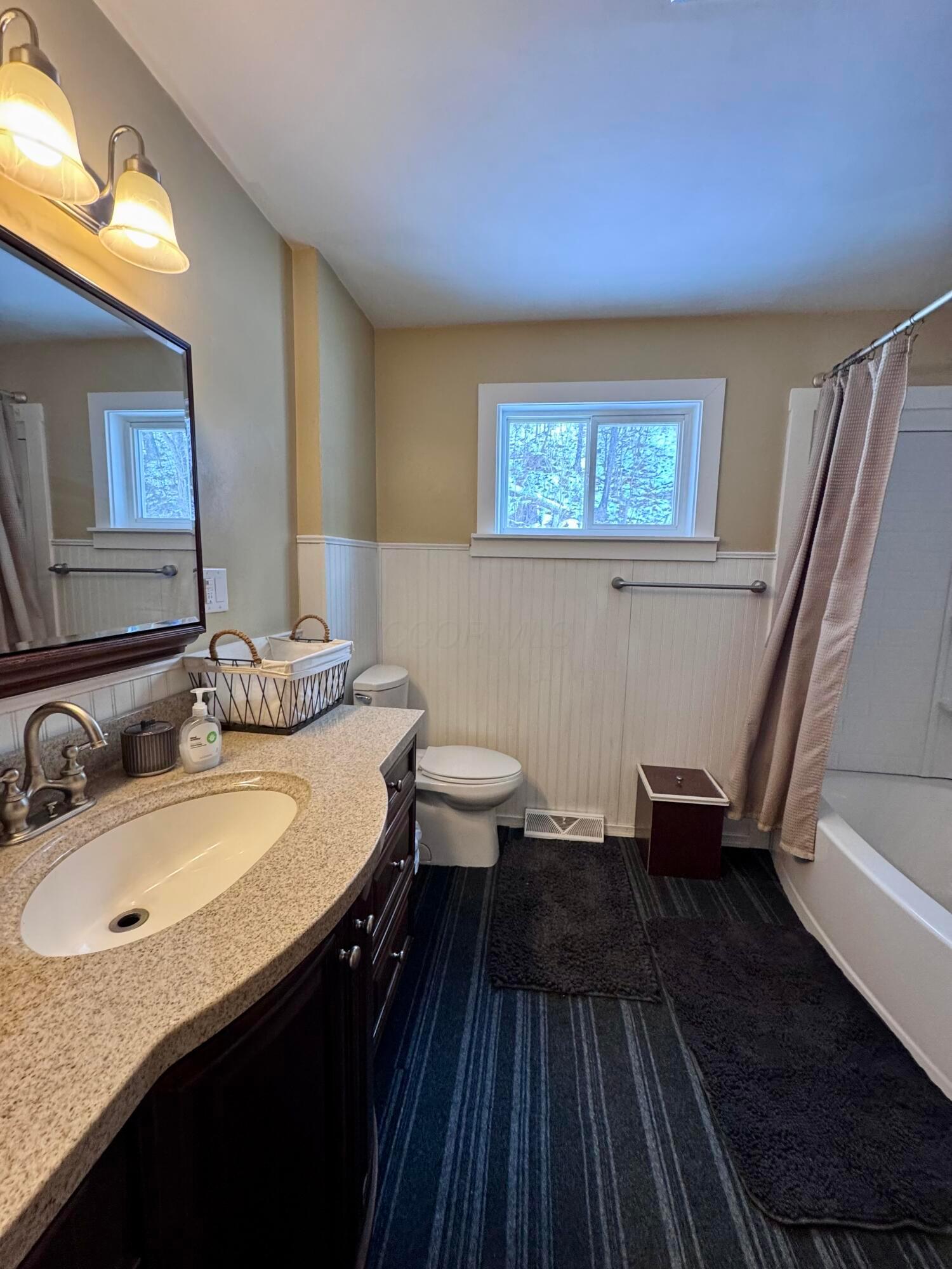 5662 N State Route 60 Nw Property Photo 9
