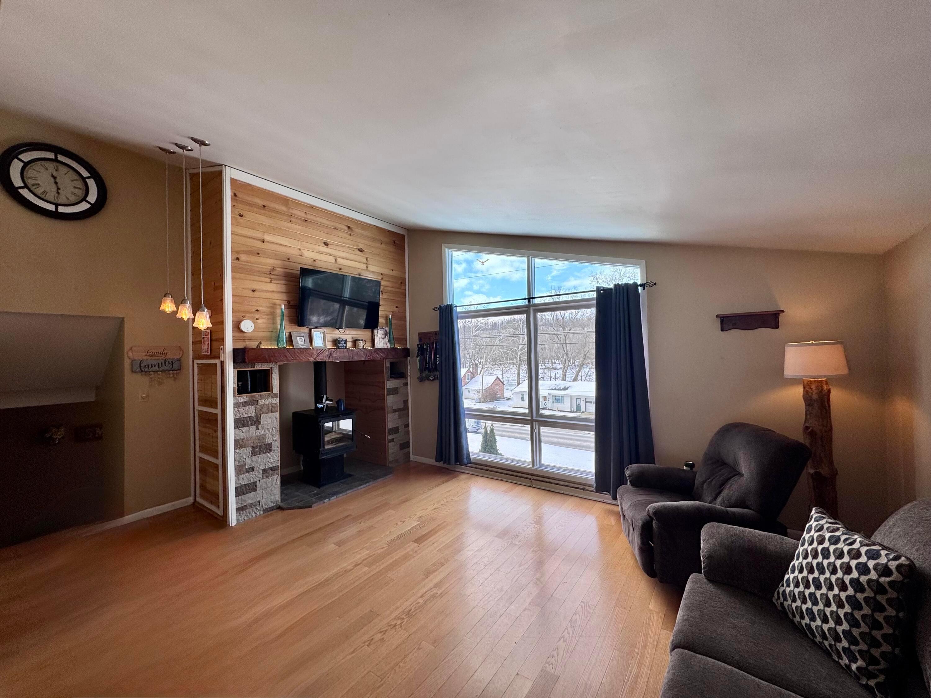 5662 N State Route 60 Nw Property Photo 13