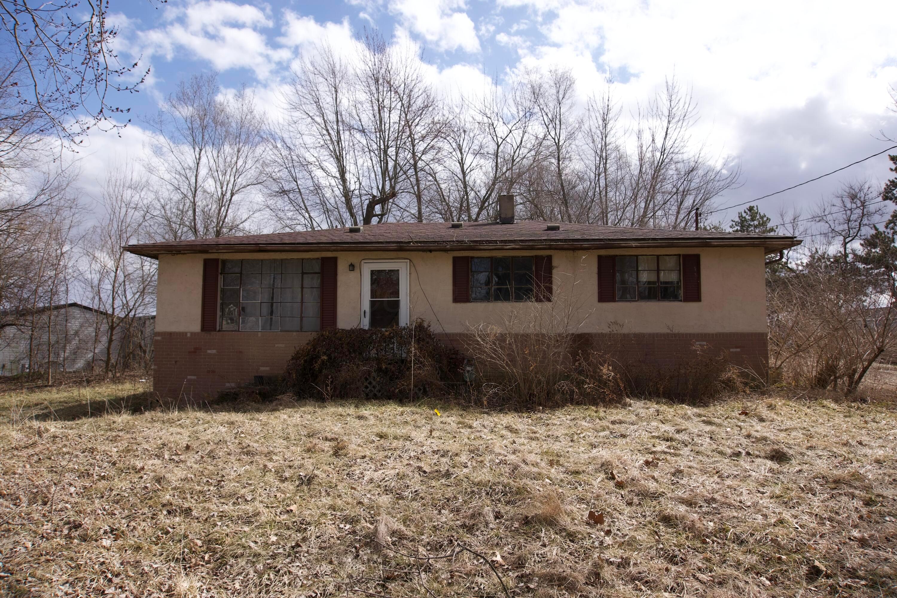 110 Crestview Drive Property Photo