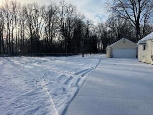 2559 Claridon Road Property Photo 4