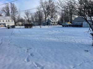 2559 Claridon Road Property Photo 8