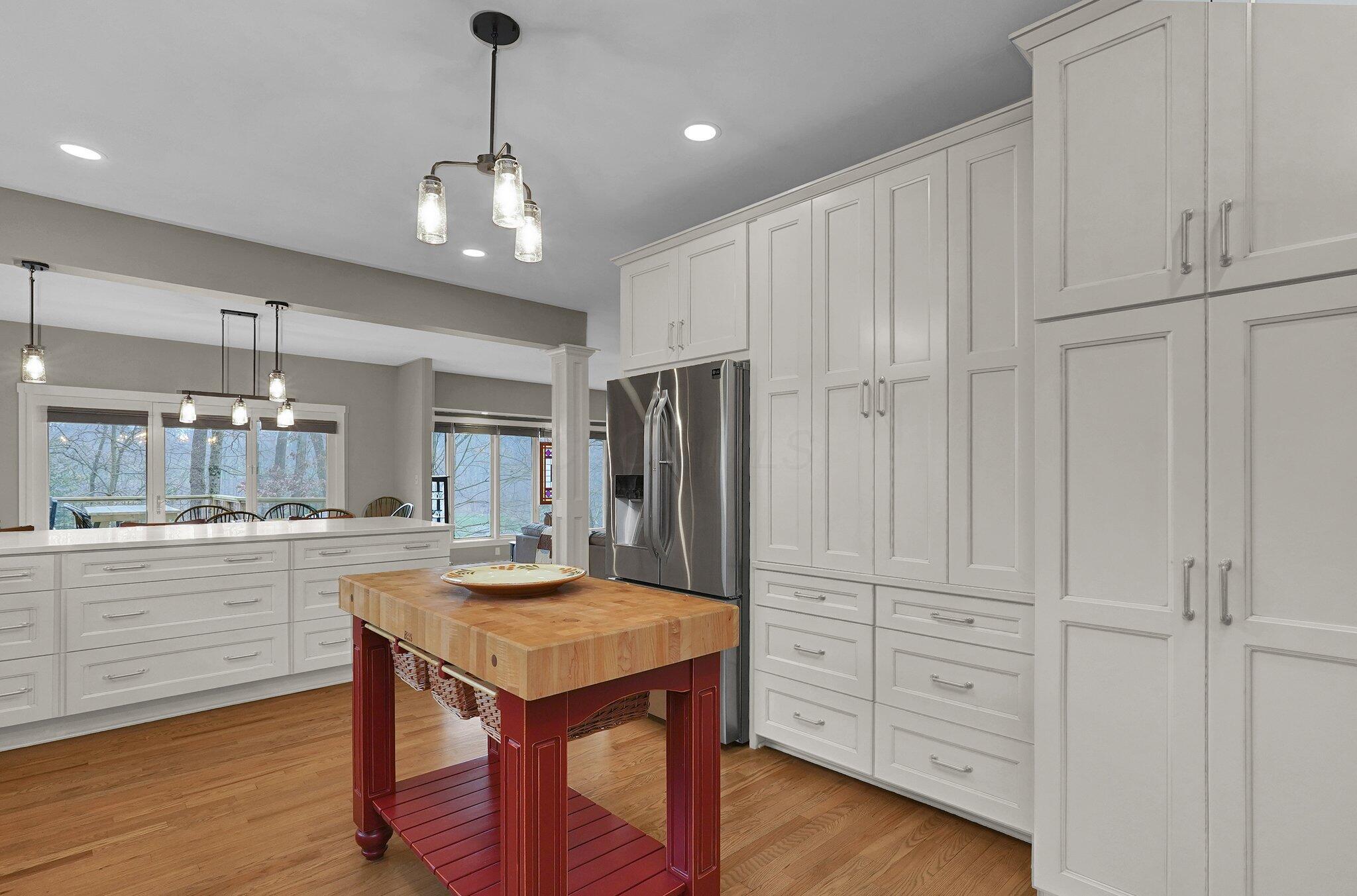 228 Pinehurst Drive Property Photo 12