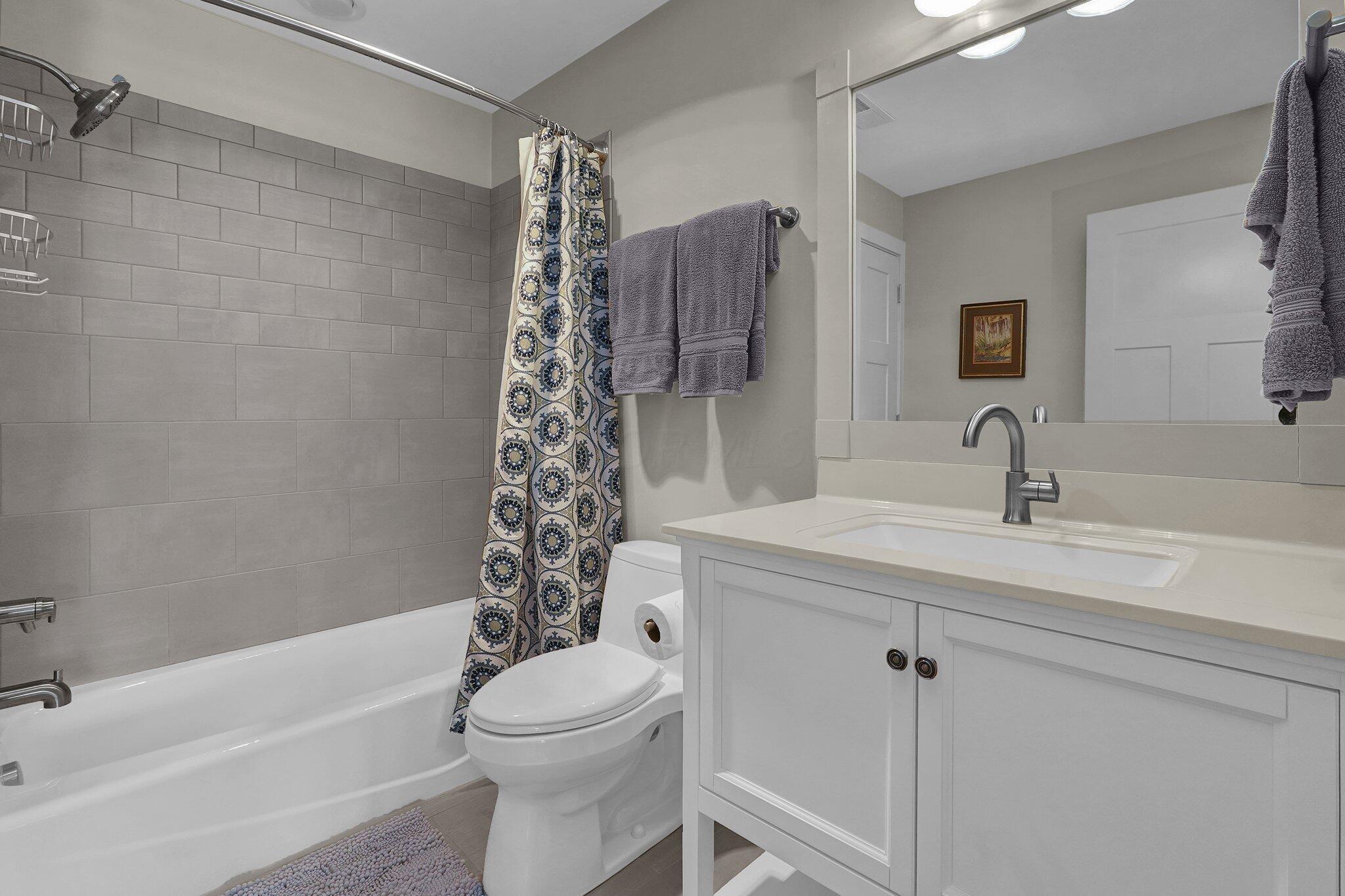 228 Pinehurst Drive Property Photo 25