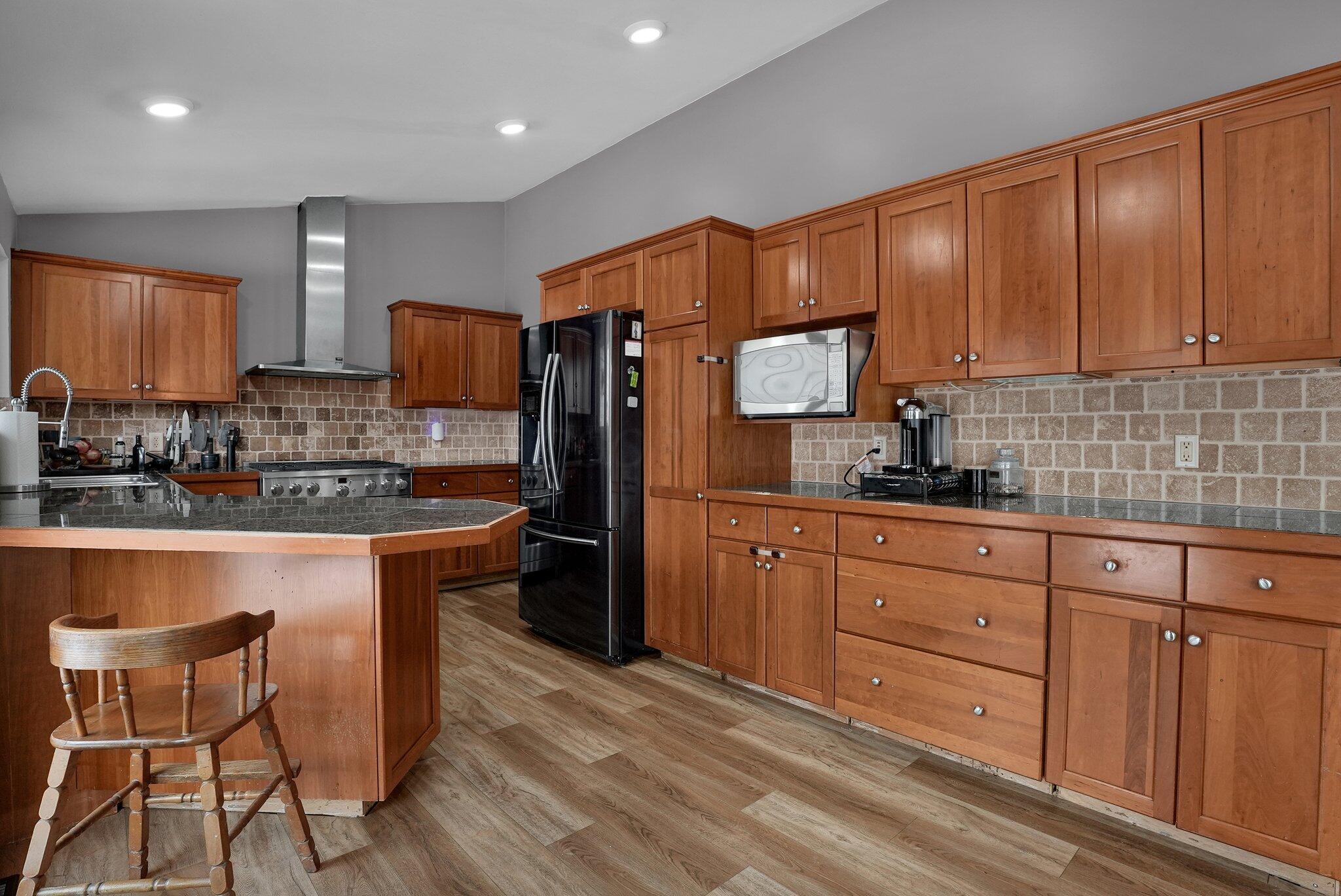 1750 Stoneybrook Way Property Photo 14