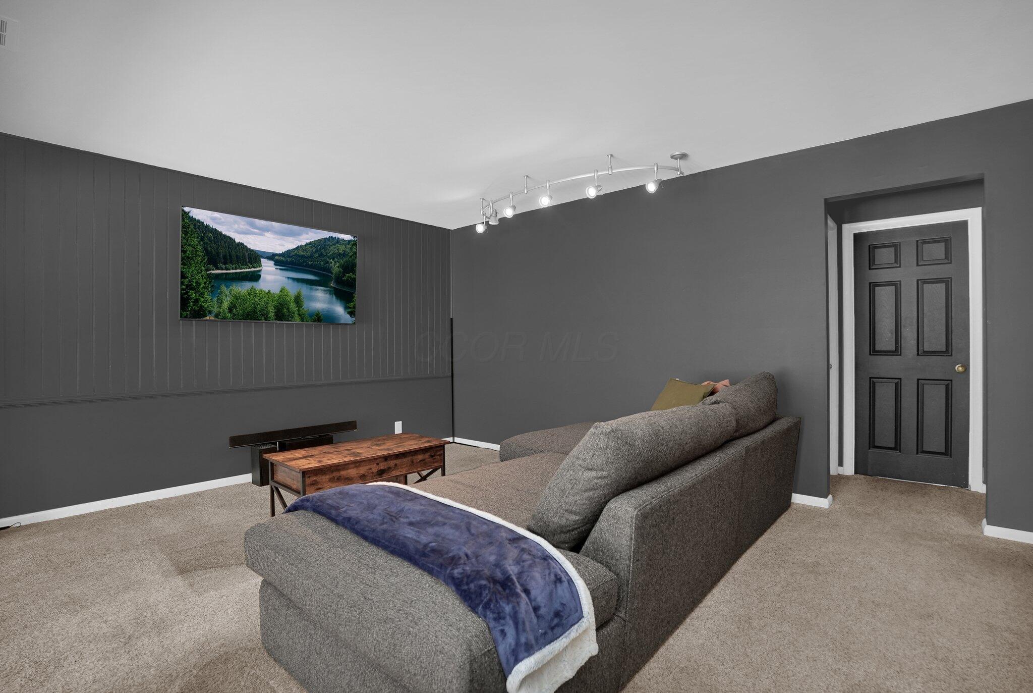 1750 Stoneybrook Way Property Photo 30