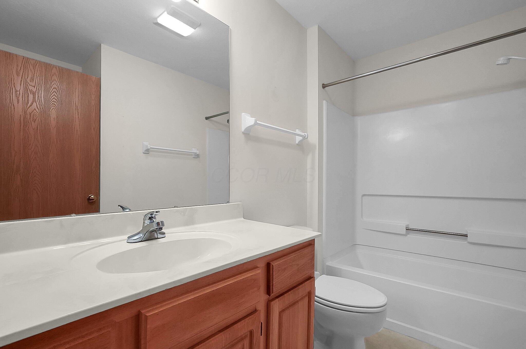 1105 Arbor Oaks Lane Property Photo 8