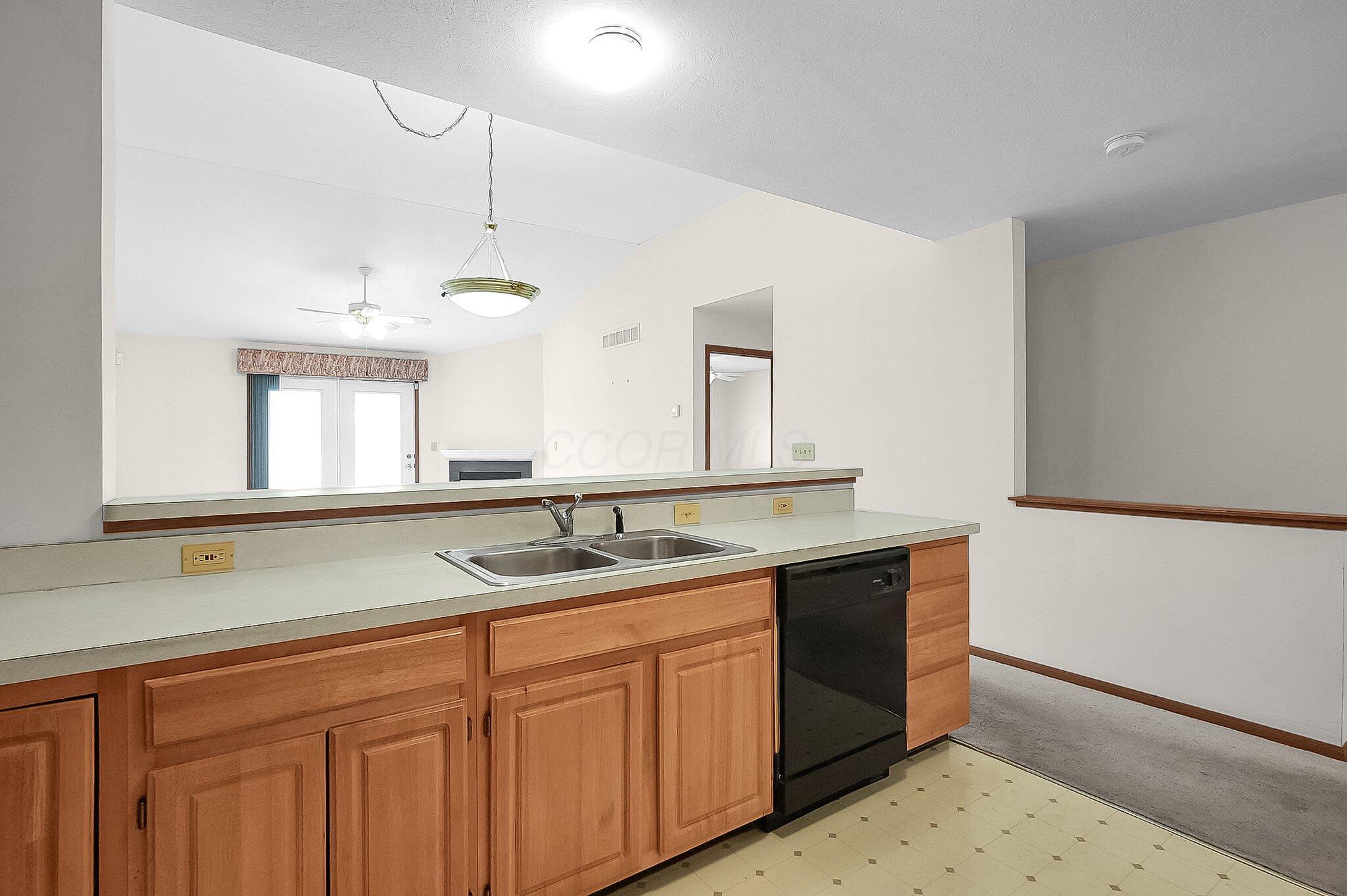 1105 Arbor Oaks Lane Property Photo 12