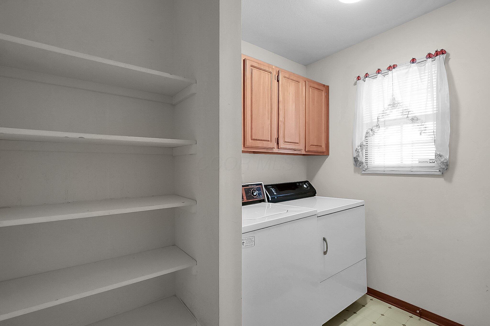 1105 Arbor Oaks Lane Property Photo 15
