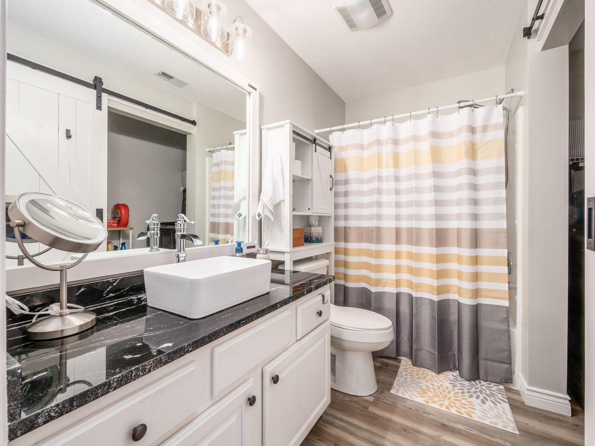 441 Virginia Court Property Photo 23