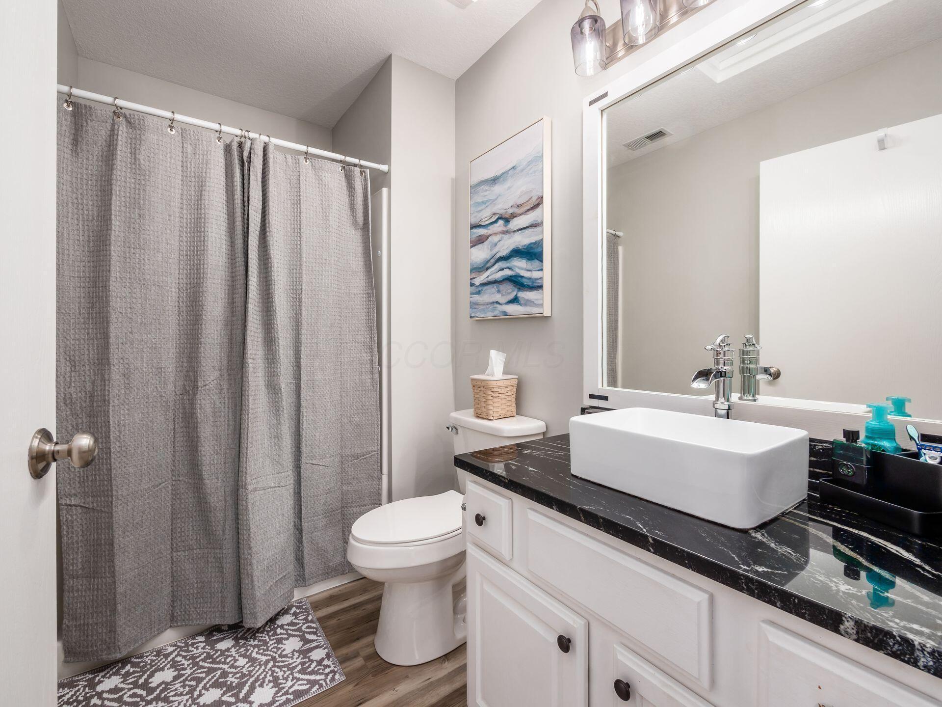 441 Virginia Court Property Photo 28