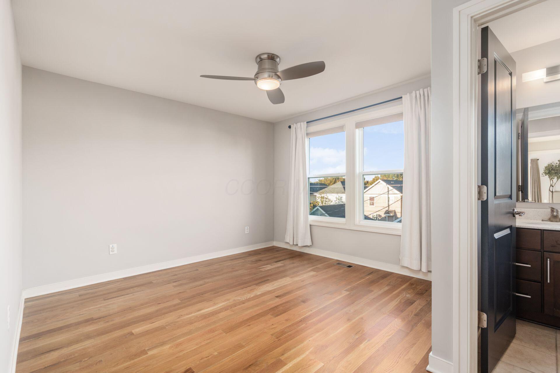 1315 N Grant Avenue Property Photo 25