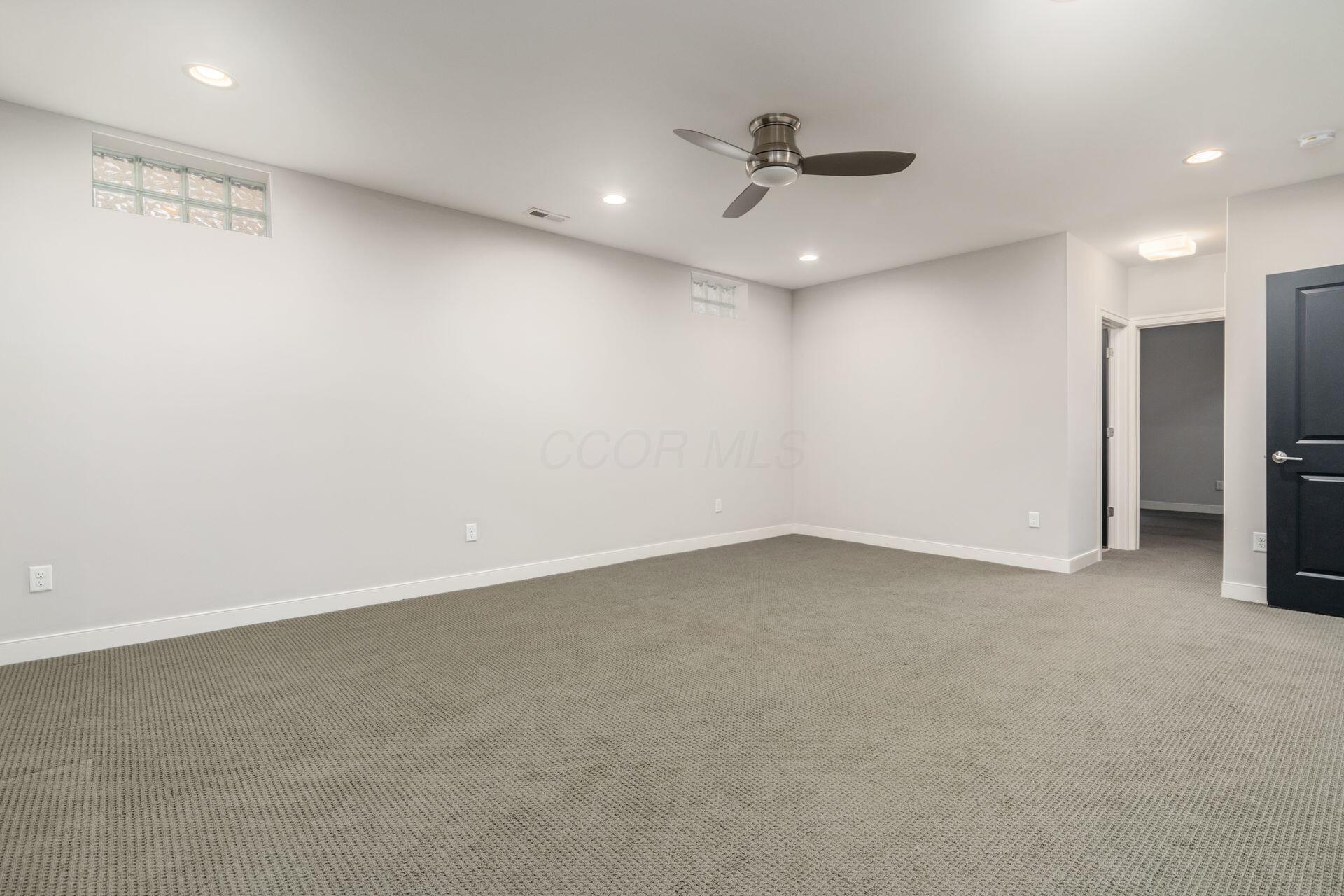 1315 N Grant Avenue Property Photo 30