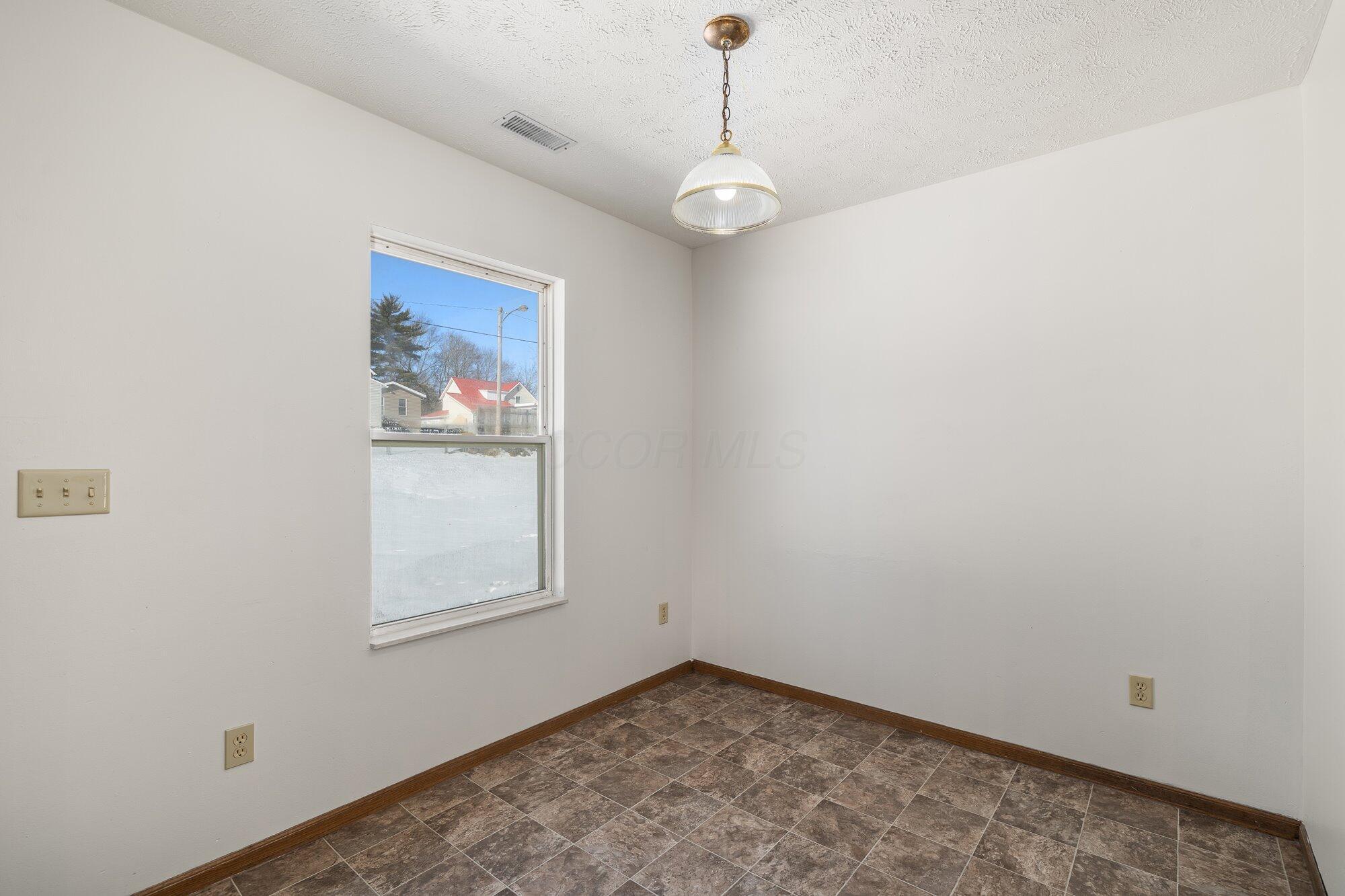 603 Lida Street, 609 Property Photo 10
