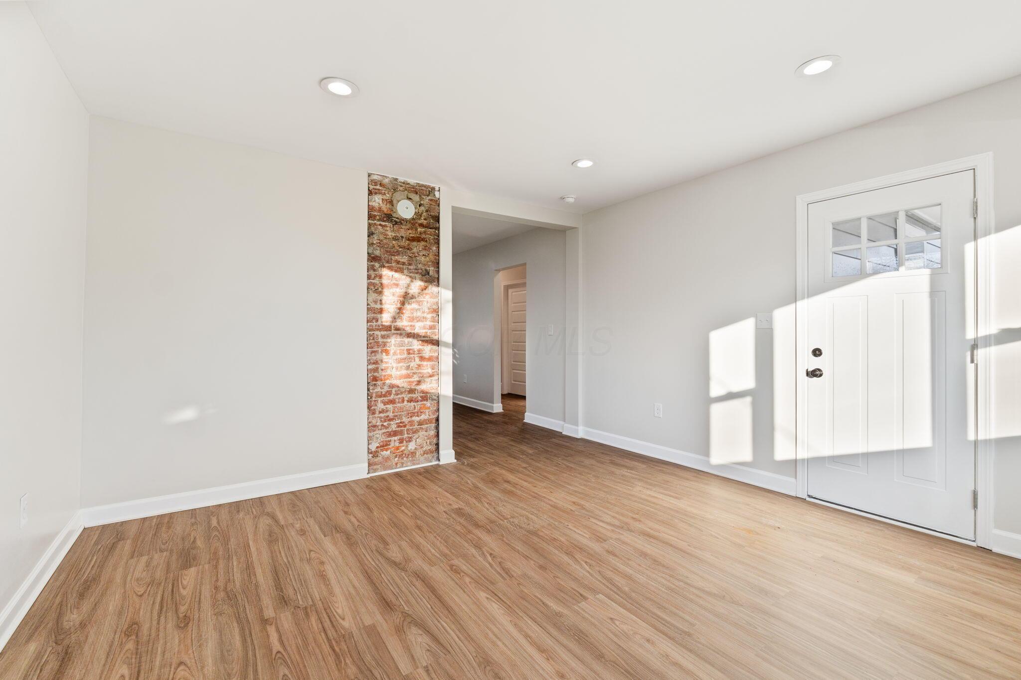 510 Glendower Avenue Property Photo 6