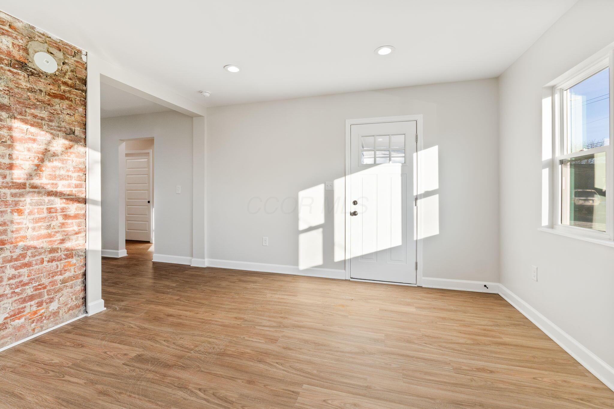 510 Glendower Avenue Property Photo 7