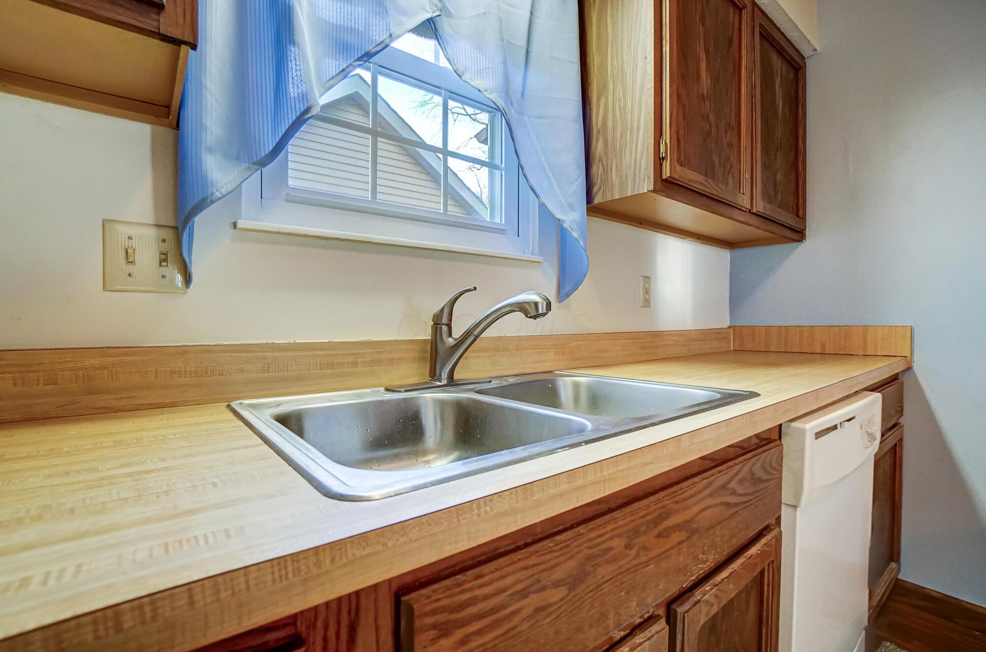 4196 Cherry Orchard Lane Property Photo 13