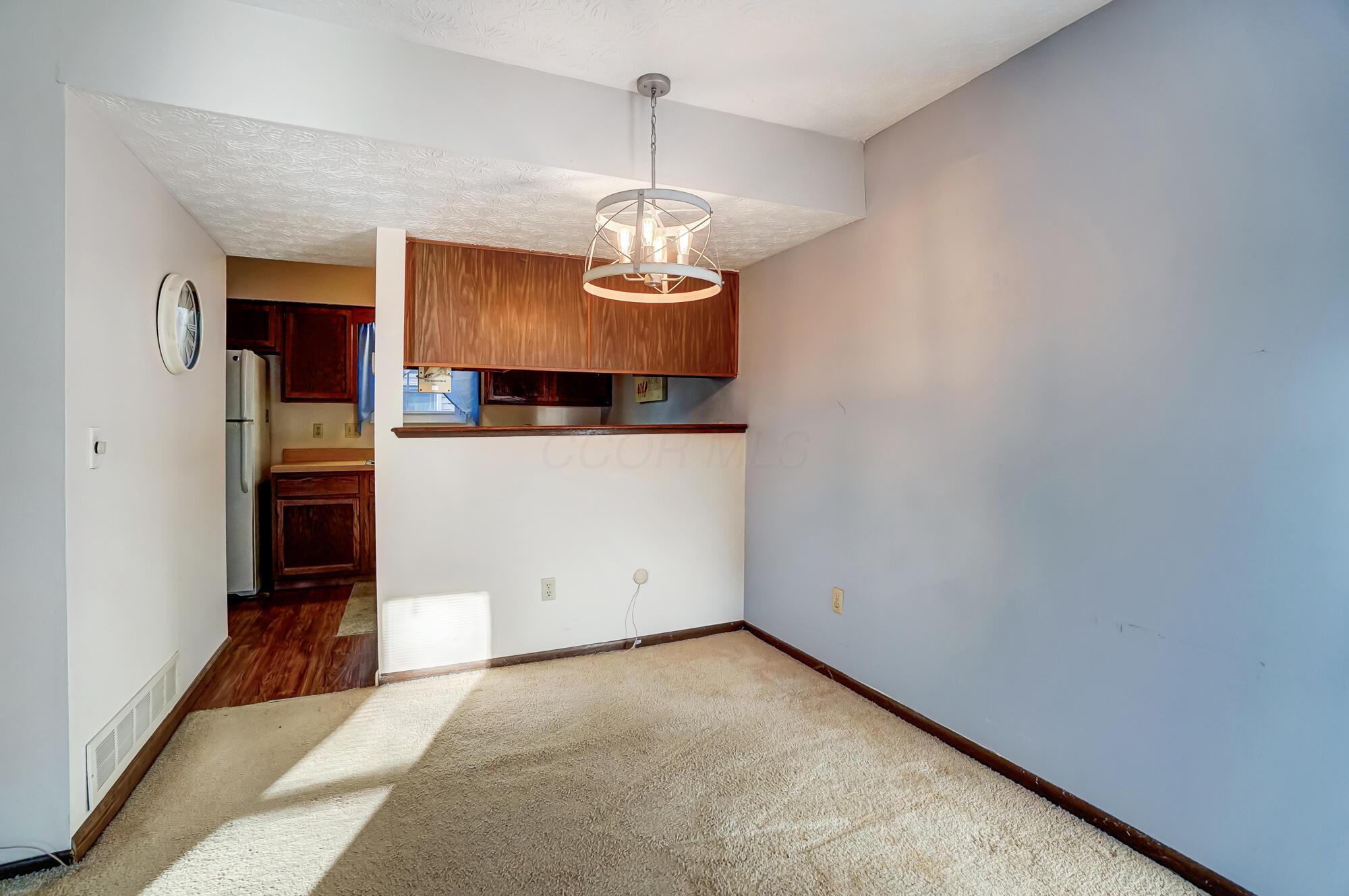 4196 Cherry Orchard Lane Property Photo 14