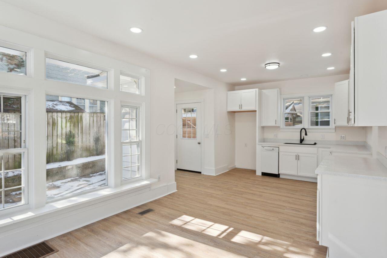 124 E Sugar Street Property Photo 19