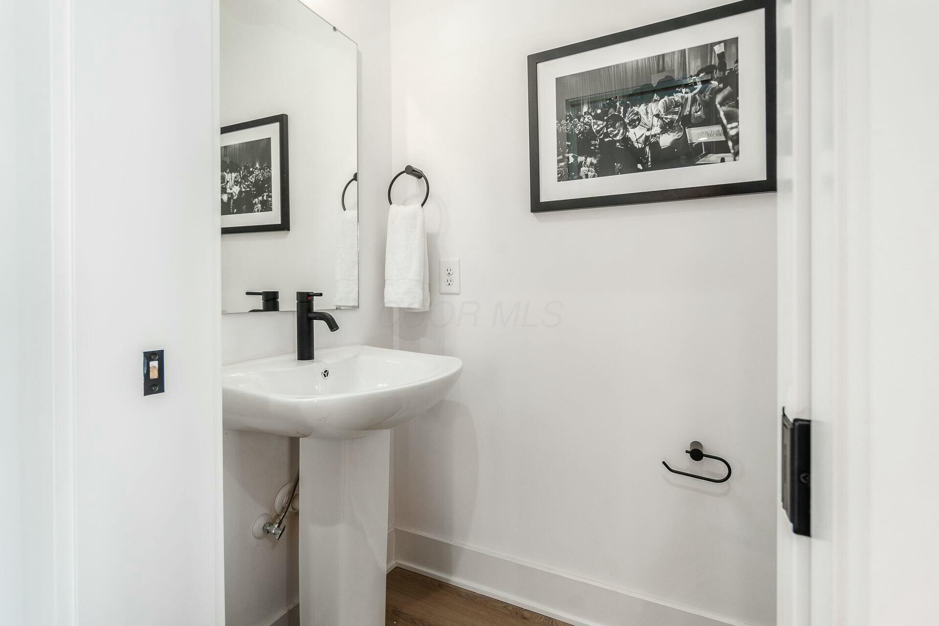 181 S Ohio Avenue Property Photo 14