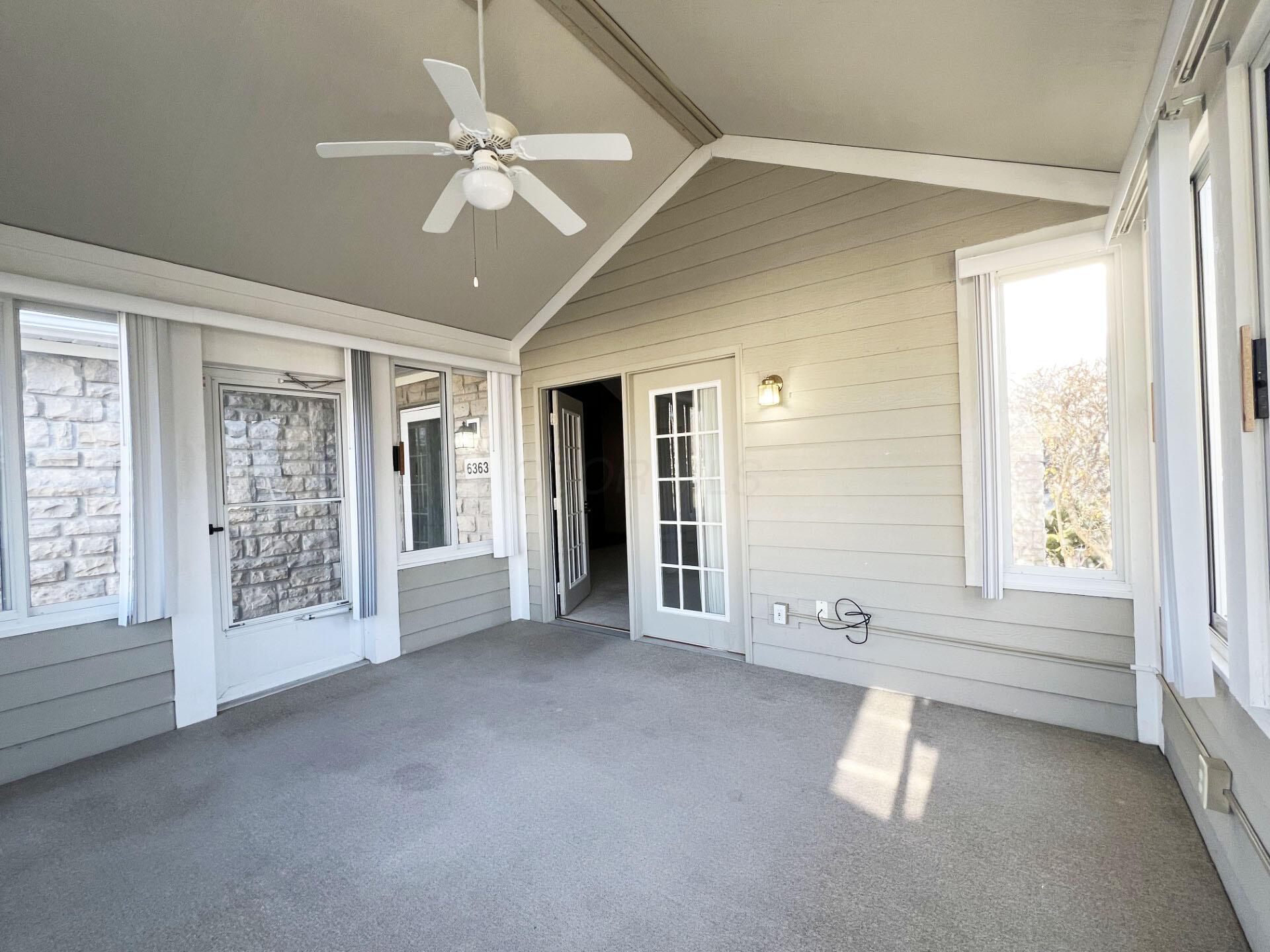 6363 Pinehurst Pointe Property Photo 5