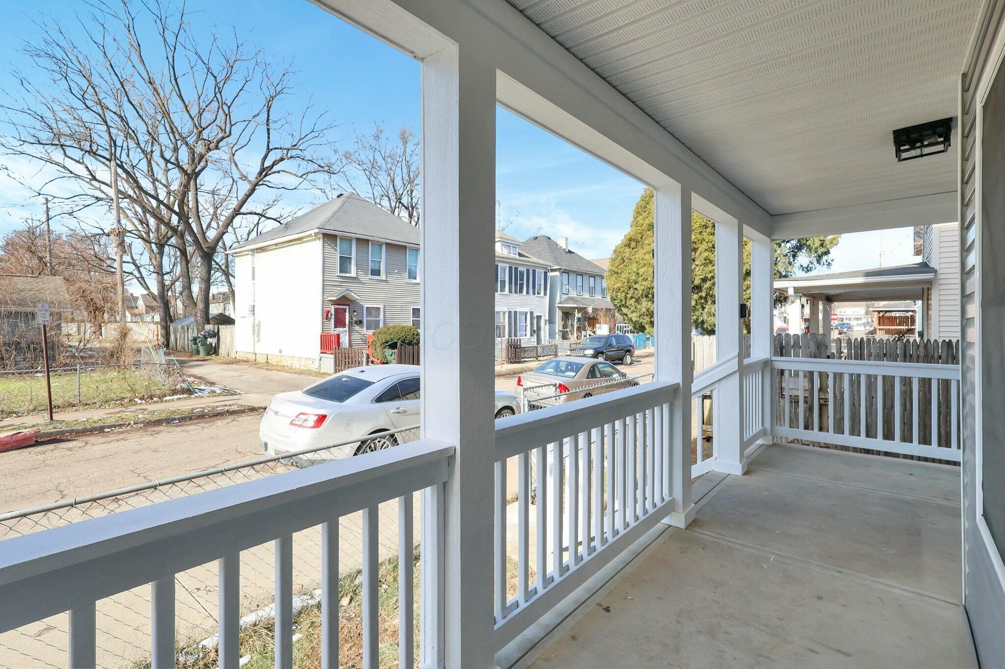 1850 S 5th Street Property Photo 3