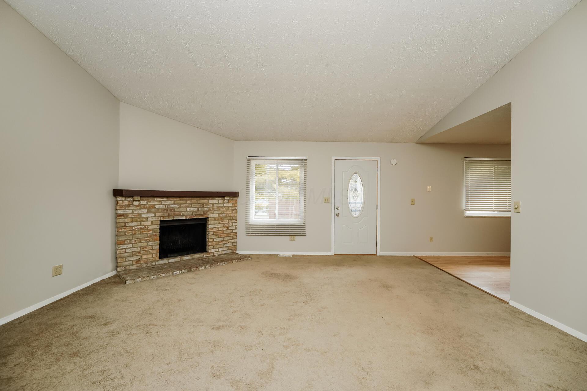5272 Sweetgum Place Property Photo 3