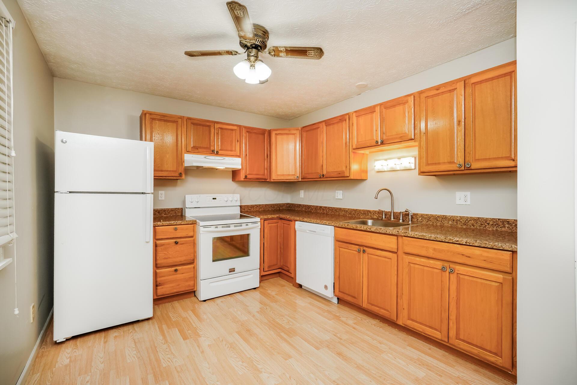 5272 Sweetgum Place Property Photo 6