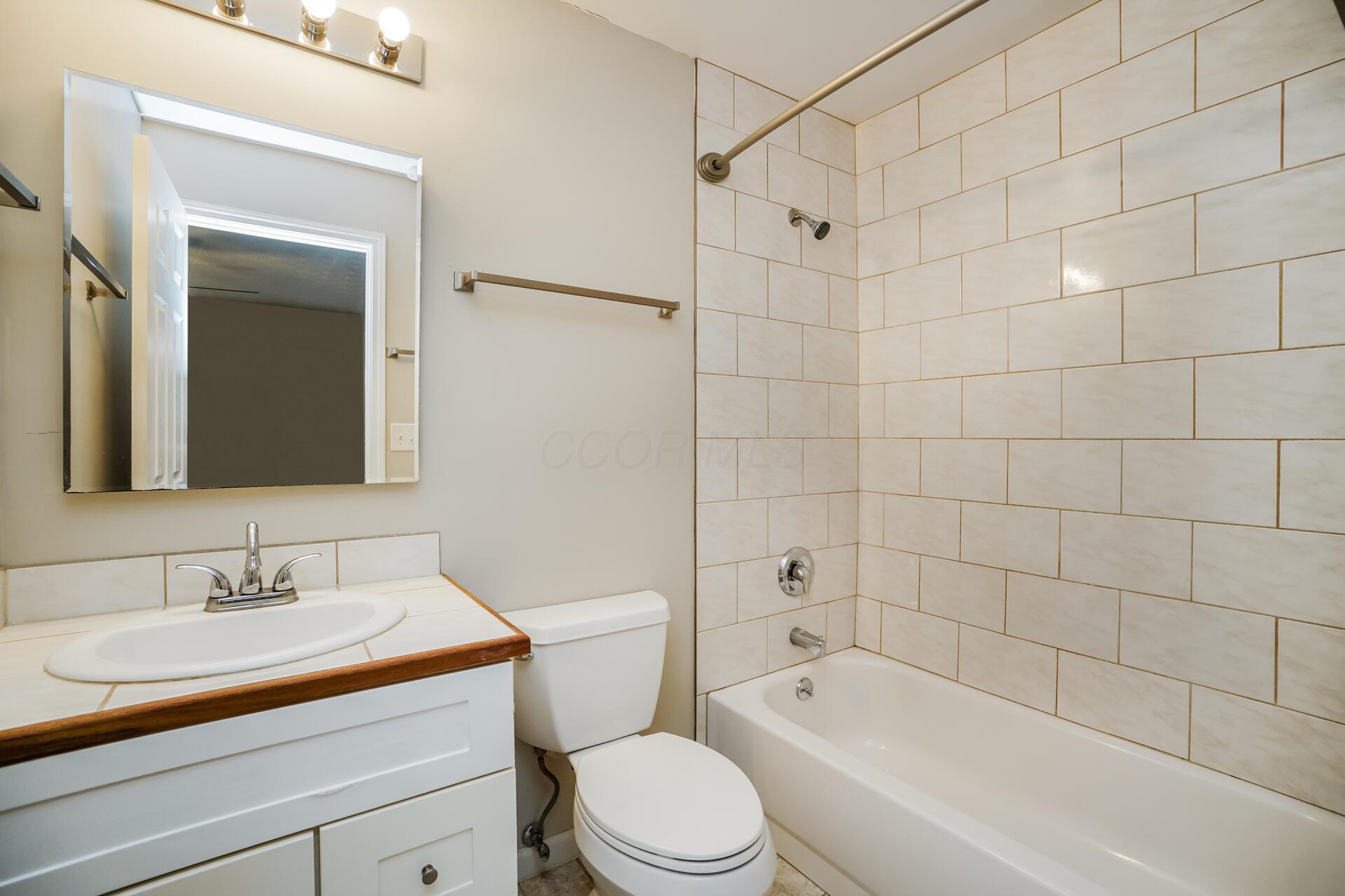 5272 Sweetgum Place Property Photo 14