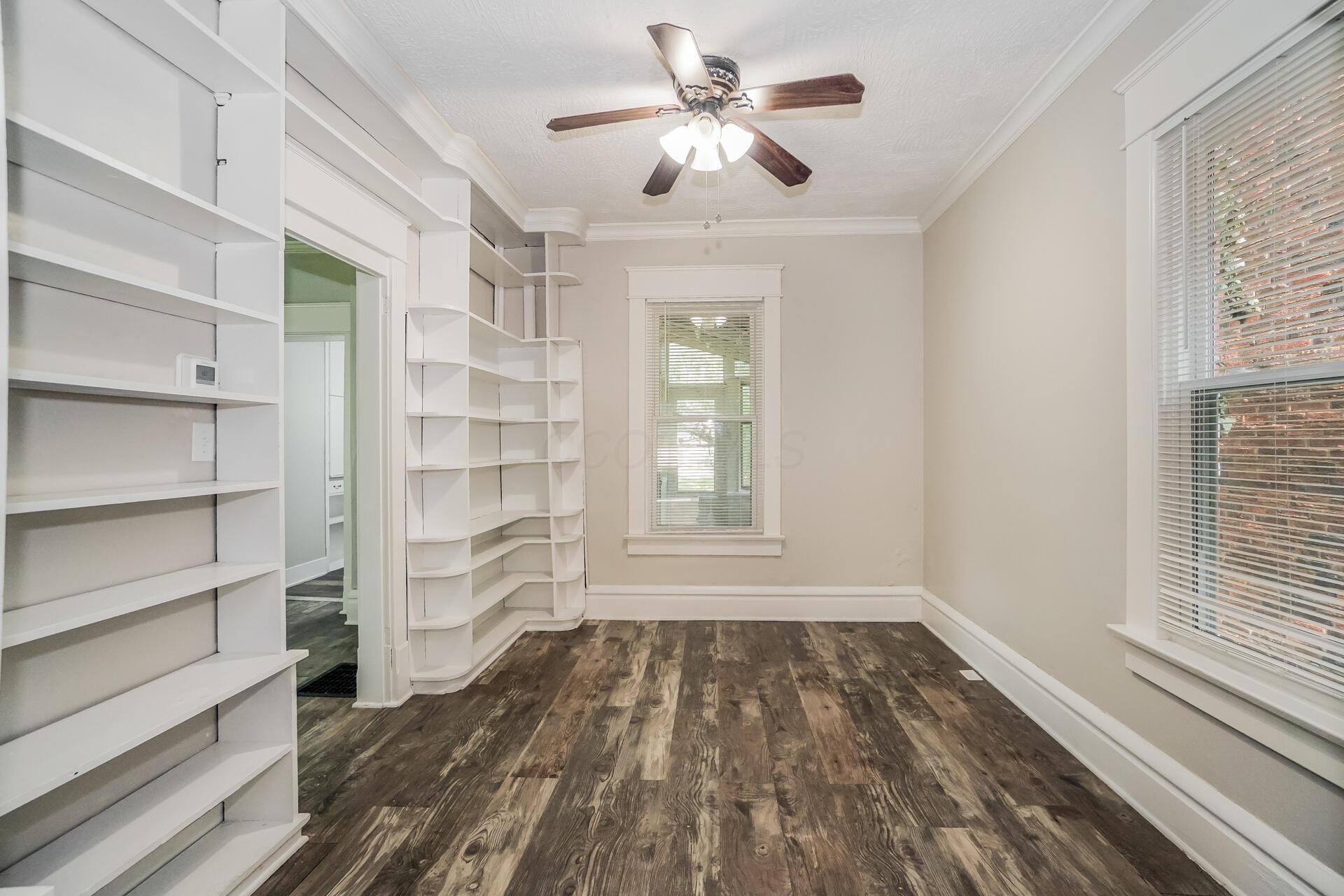 83 N Burgess Avenue Property Photo 3
