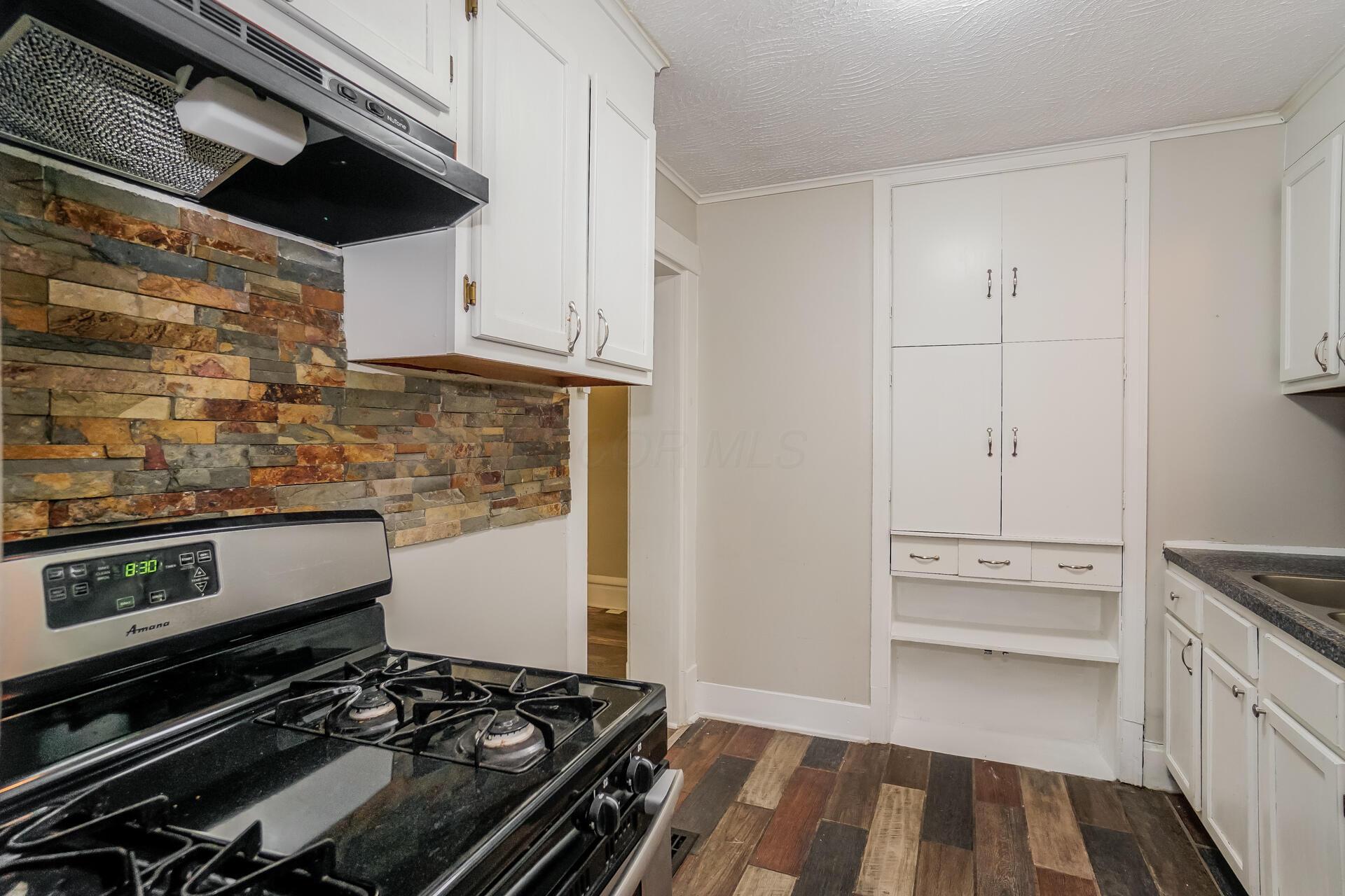 83 N Burgess Avenue Property Photo 5