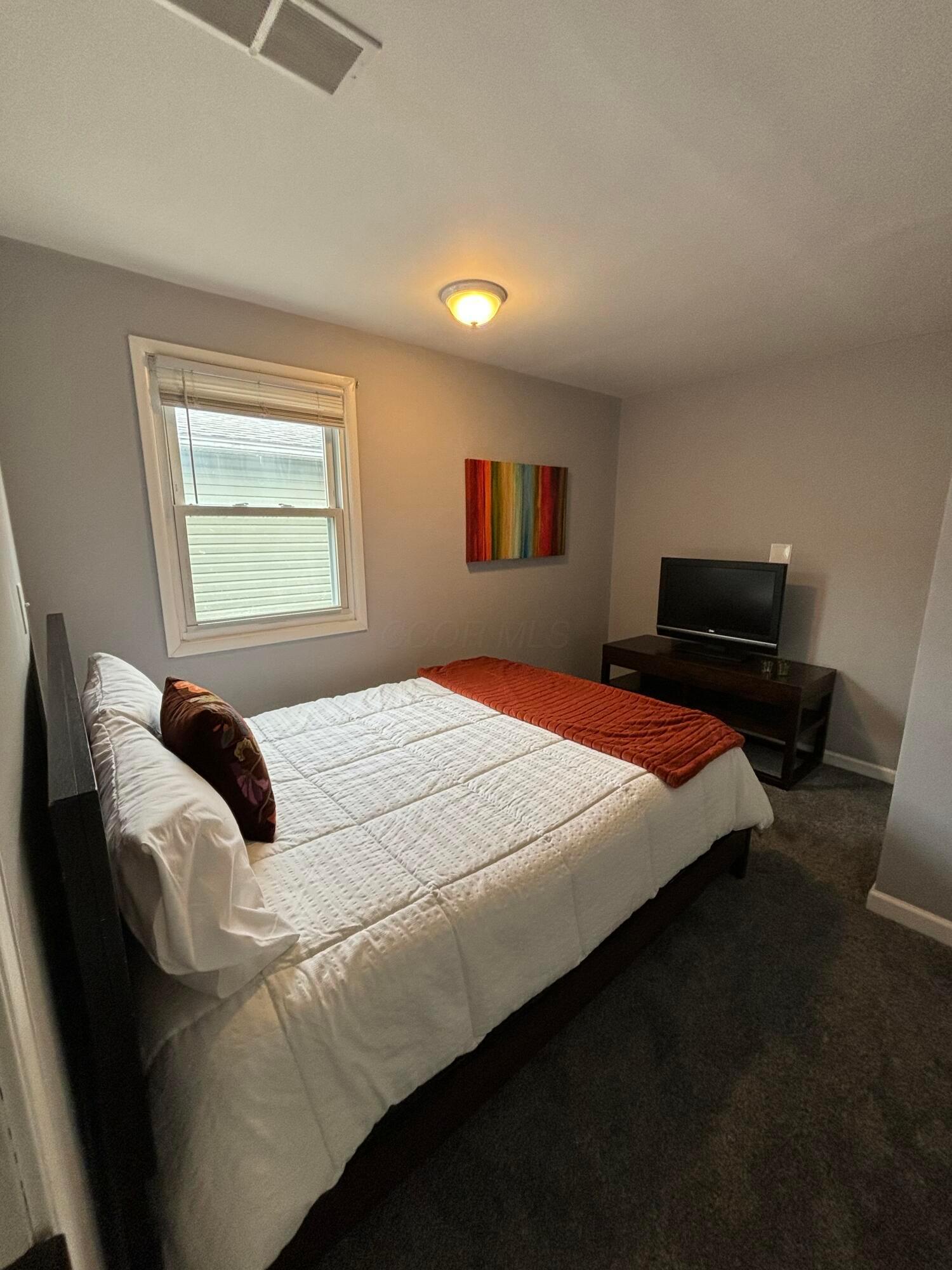 1223 Idlewild Drive Property Photo 6