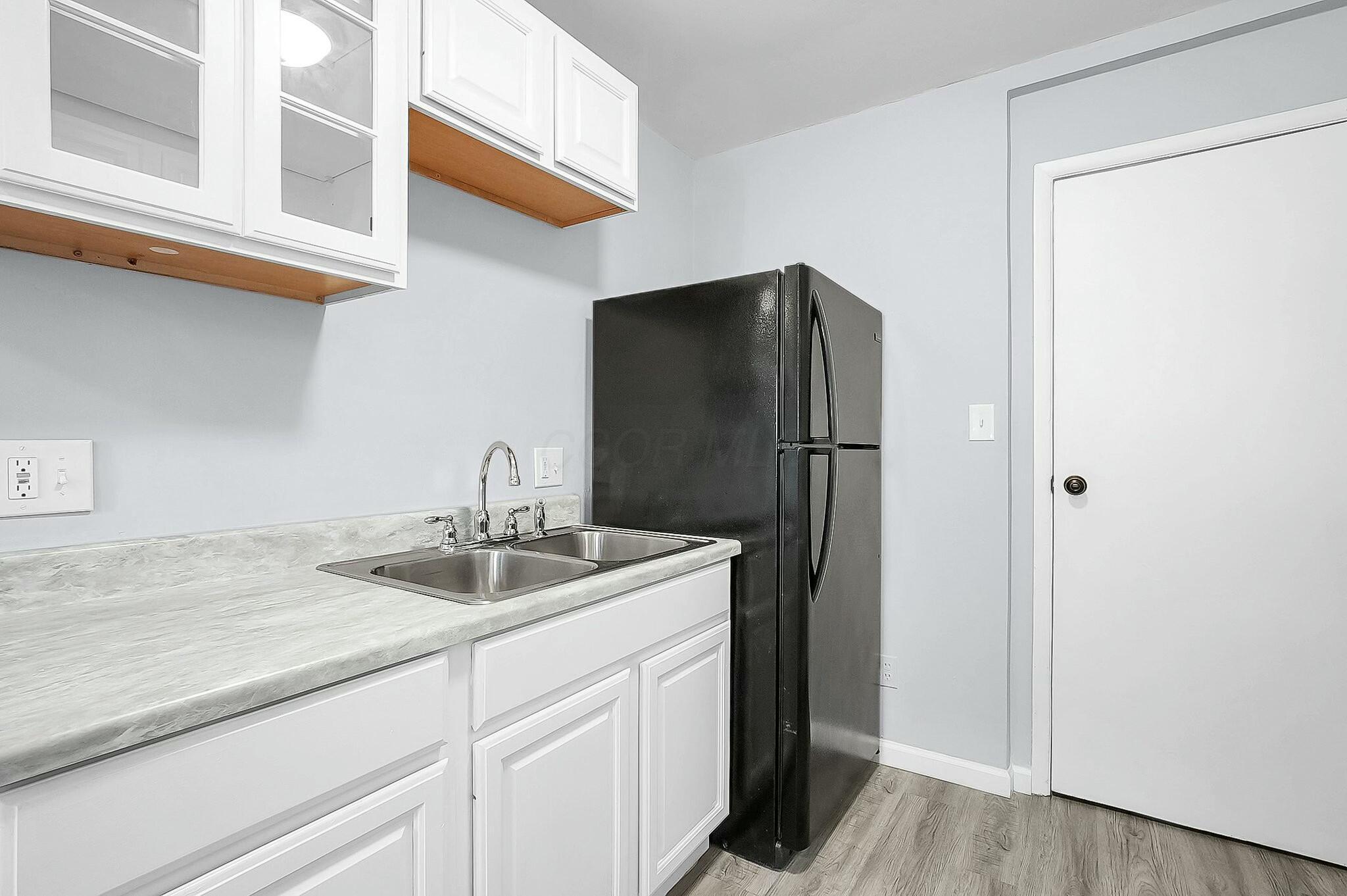 1223 Idlewild Drive Property Photo 8