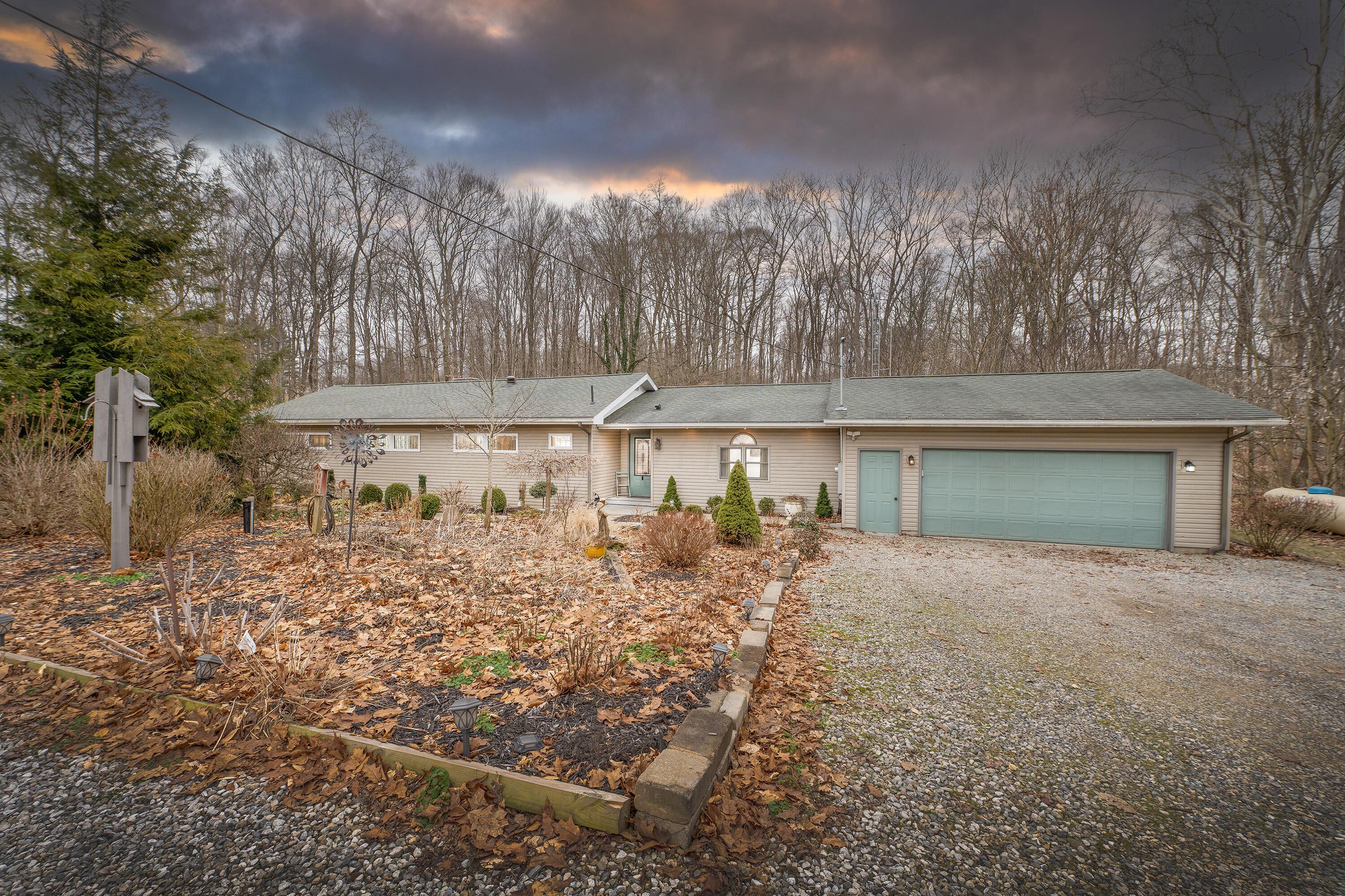 20860 Newcastle Road Property Photo 2