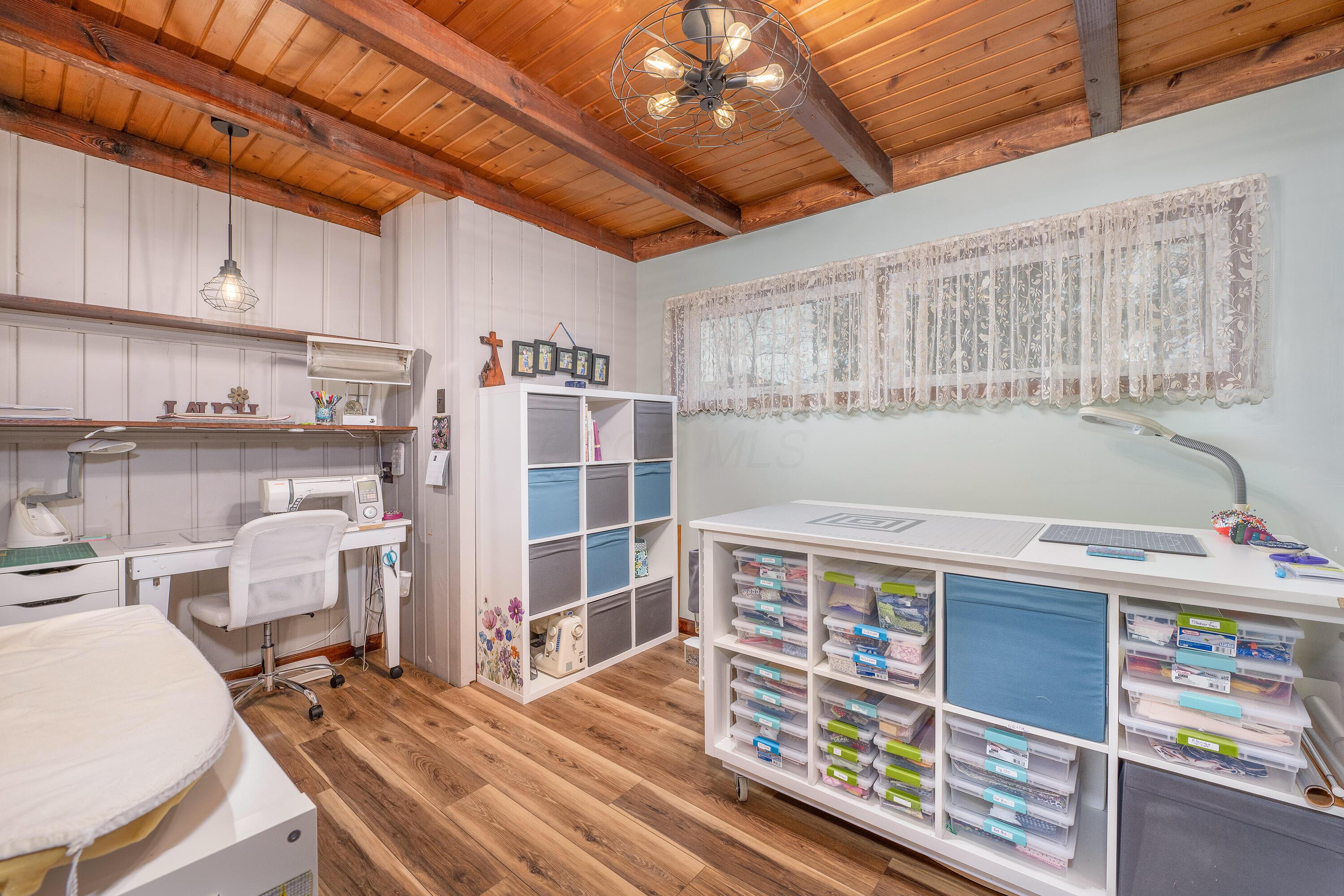 20860 Newcastle Road Property Photo 18
