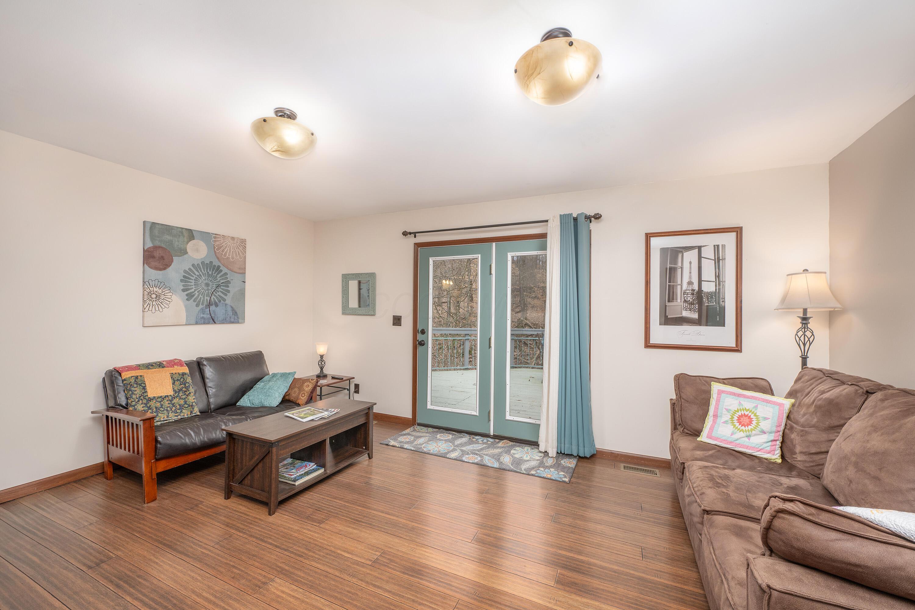 20860 Newcastle Road Property Photo 22