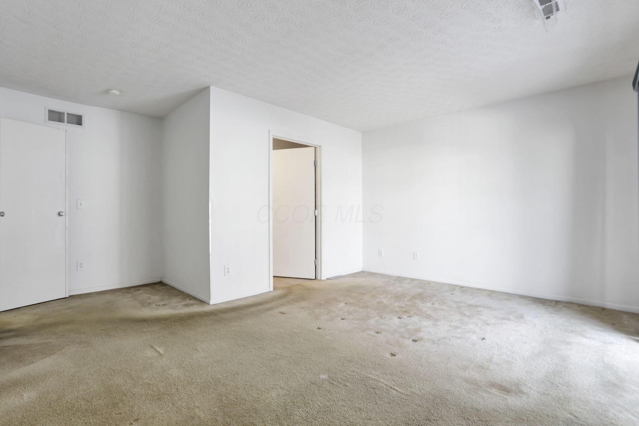 4678 Cadmus Drive, 34e Property Photo 21