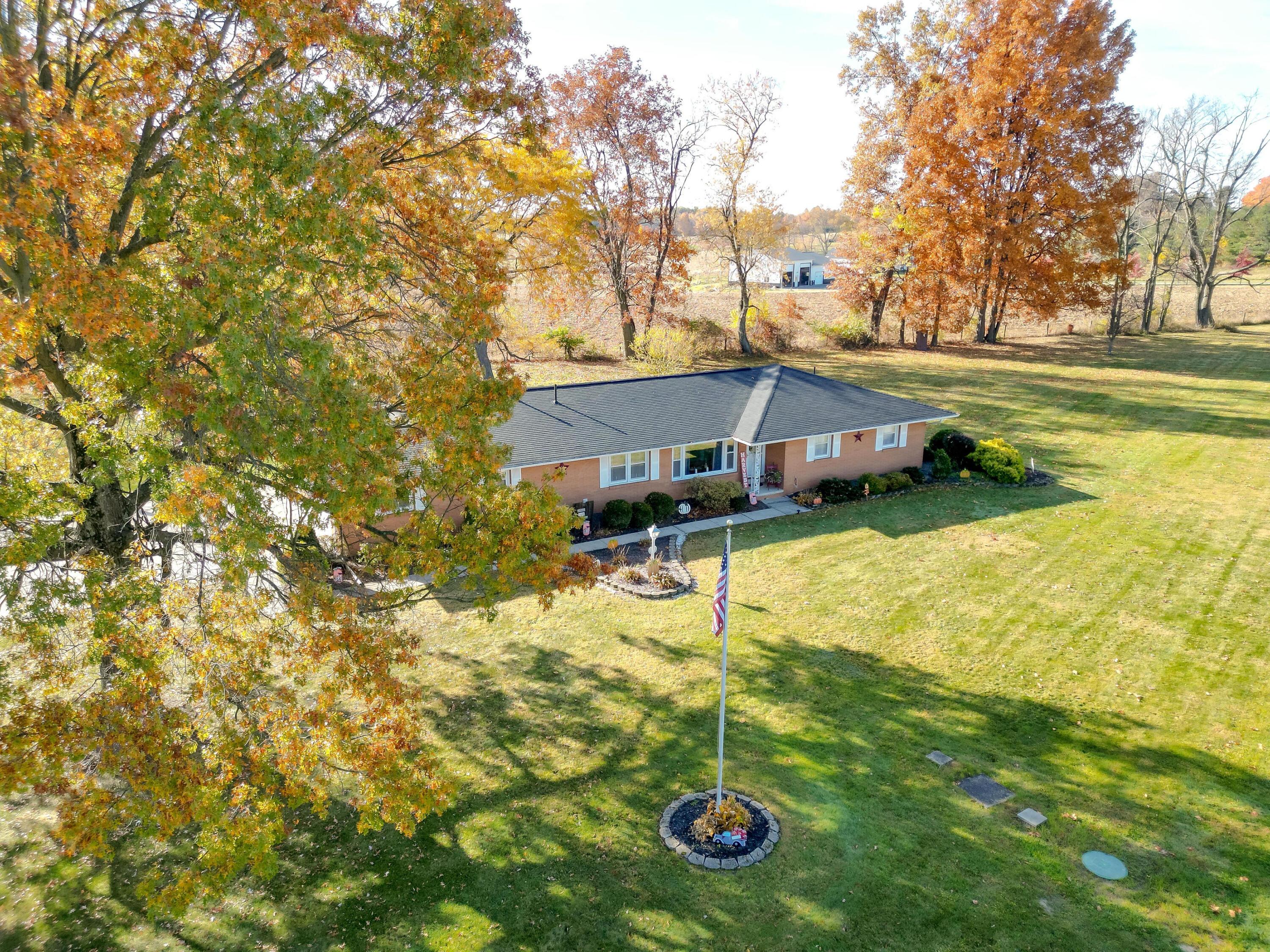 13876 N Liberty Road Property Photo 3