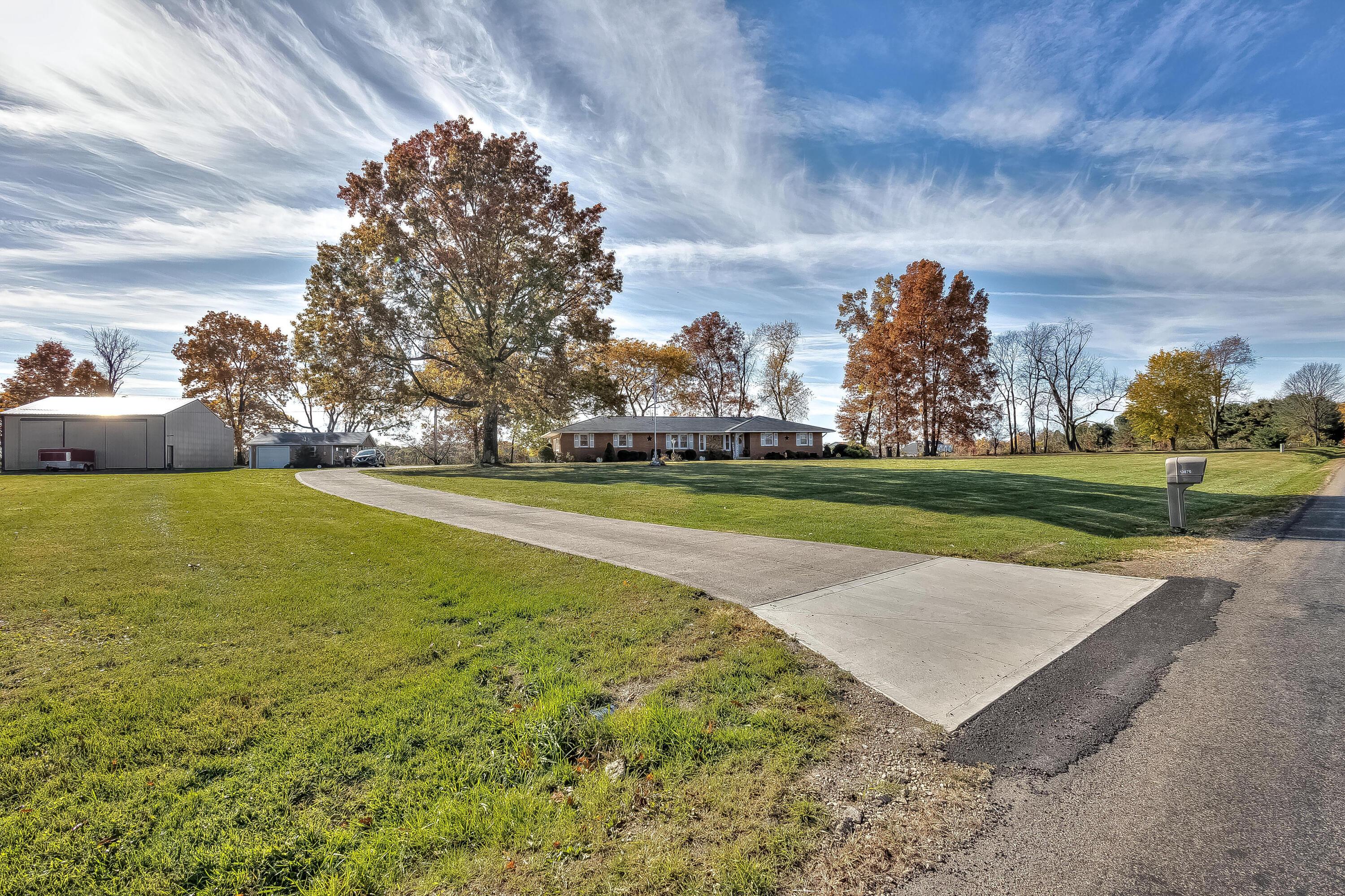 13876 N Liberty Road Property Photo 5