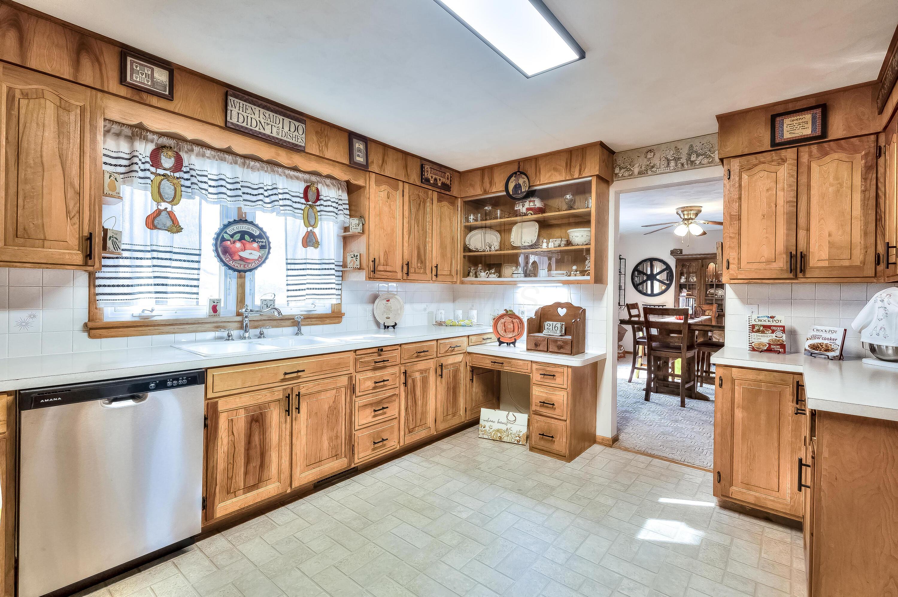13876 N Liberty Road Property Photo 14
