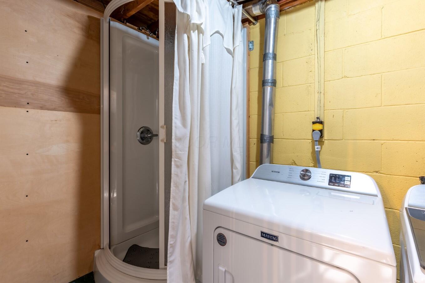 655 Providence Avenue, E Property Photo 27