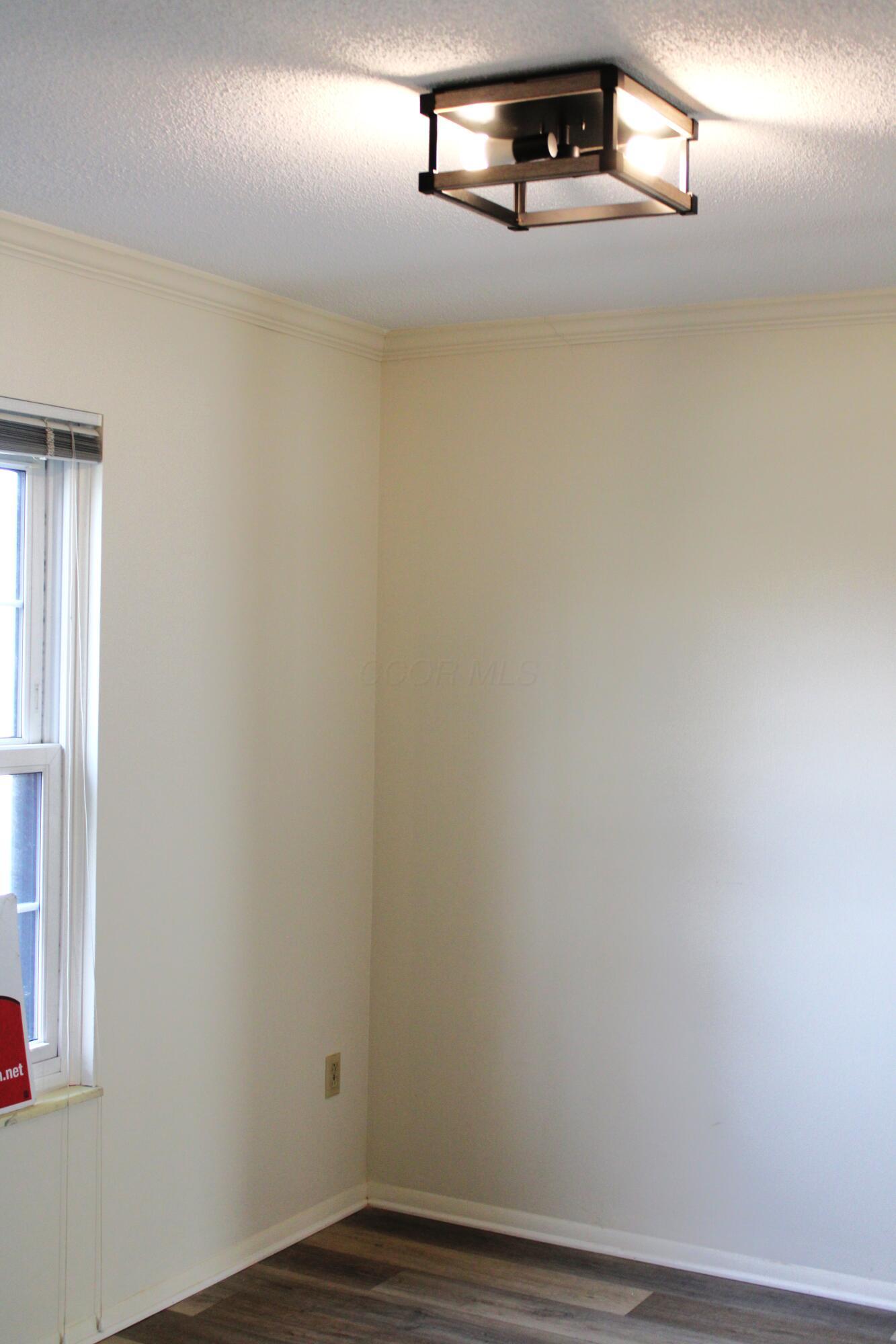 655 Providence Avenue, E Property Photo 33