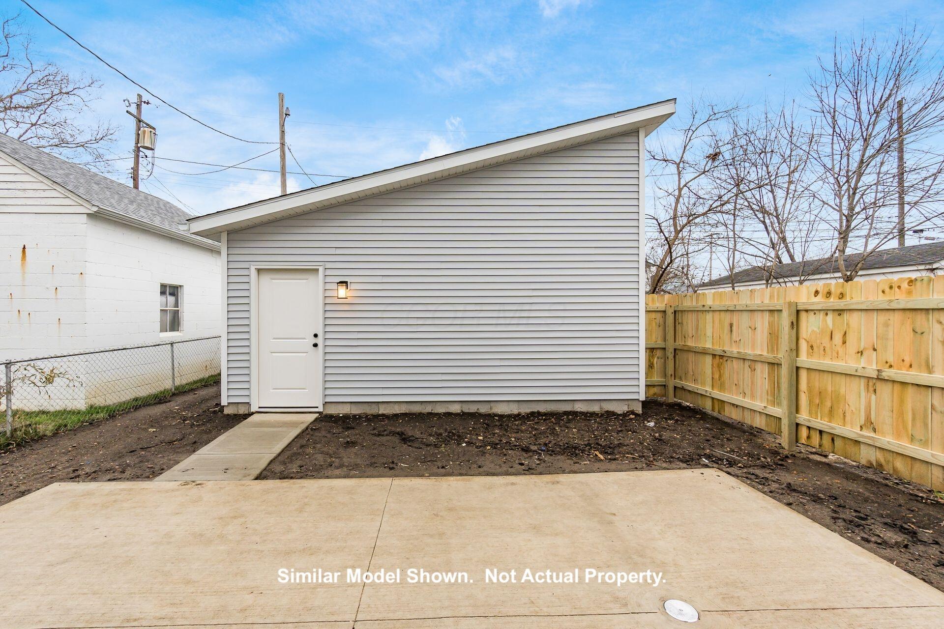 128 N Central Avenue Property Photo 37