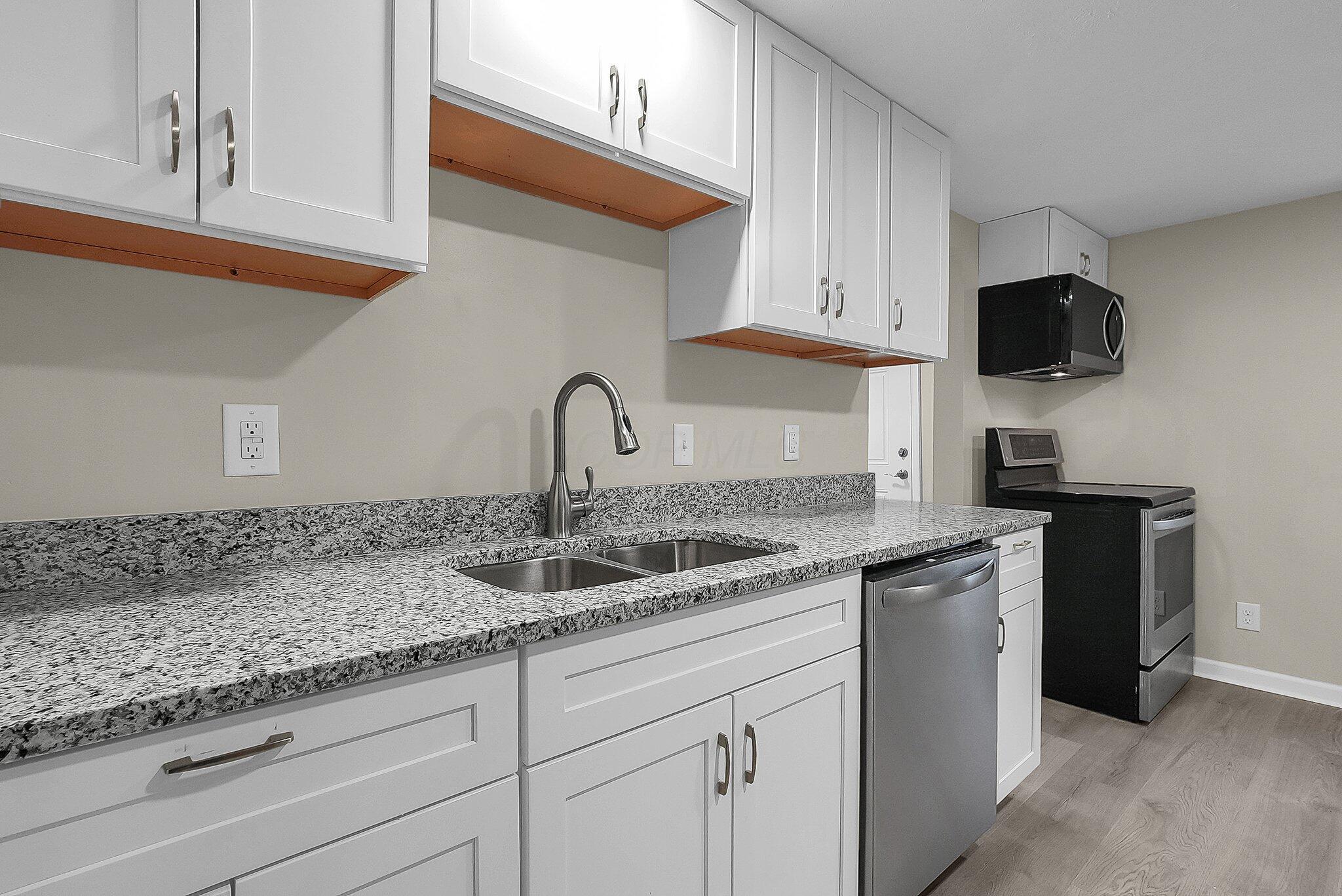 3784 Armuth Avenue Property Photo 13