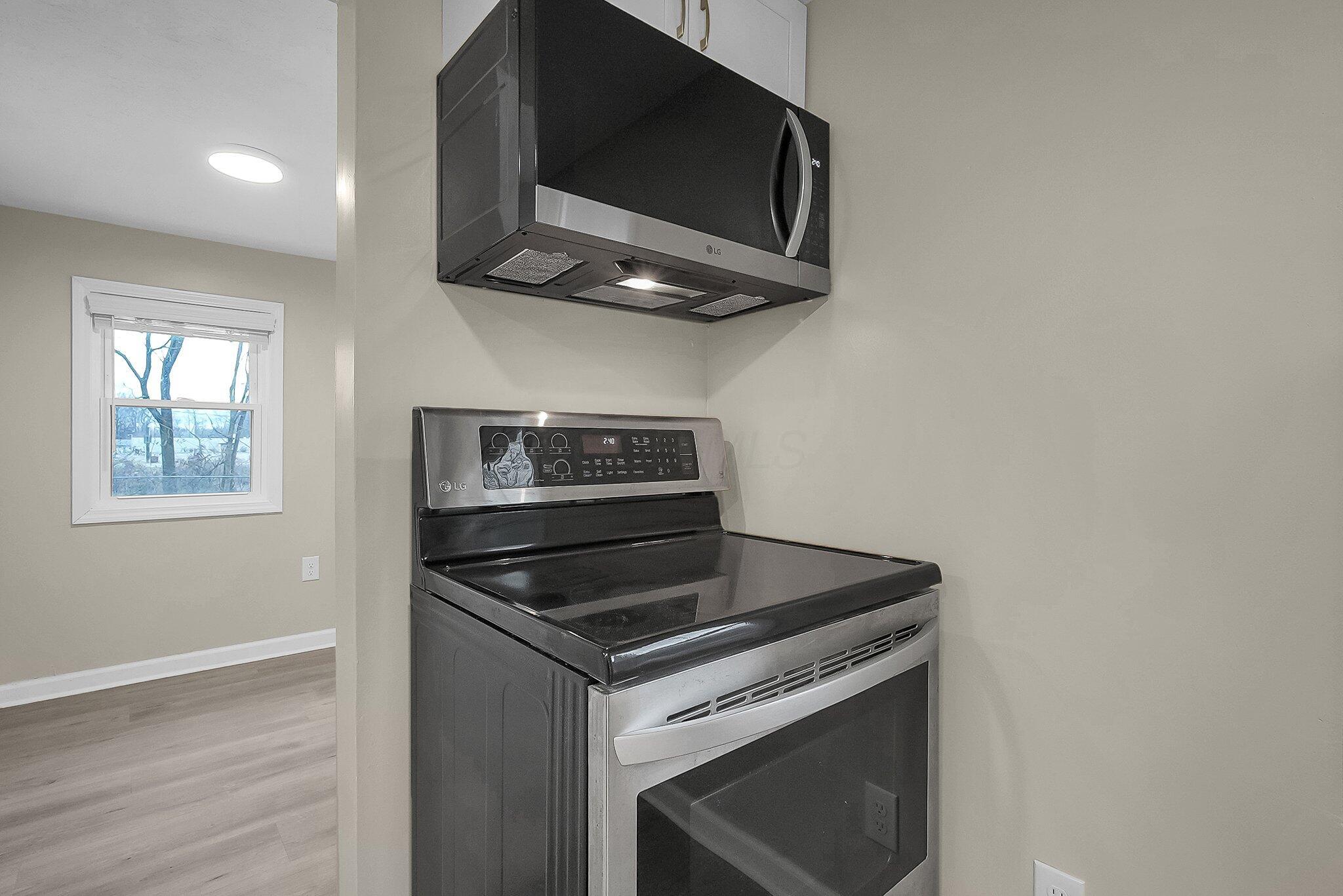 3784 Armuth Avenue Property Photo 14