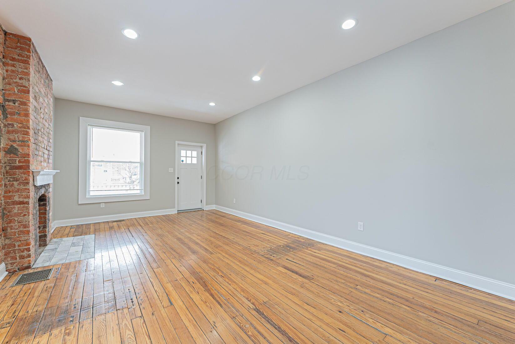 429 Wilson Avenue Property Photo 2