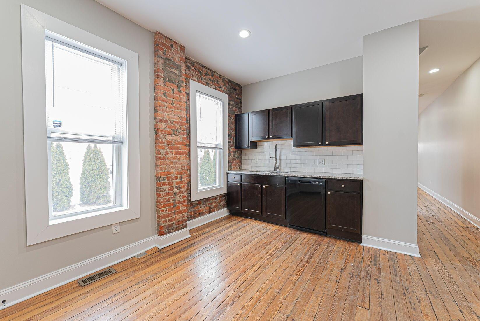 429 Wilson Avenue Property Photo 7